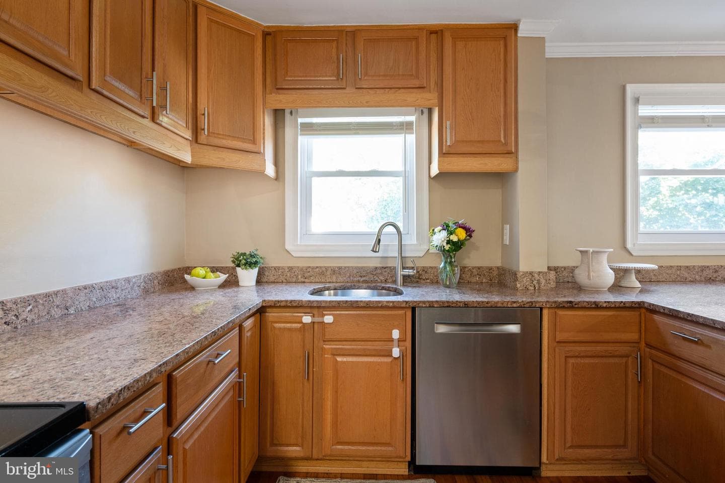 5401 22nd Street N photo 10