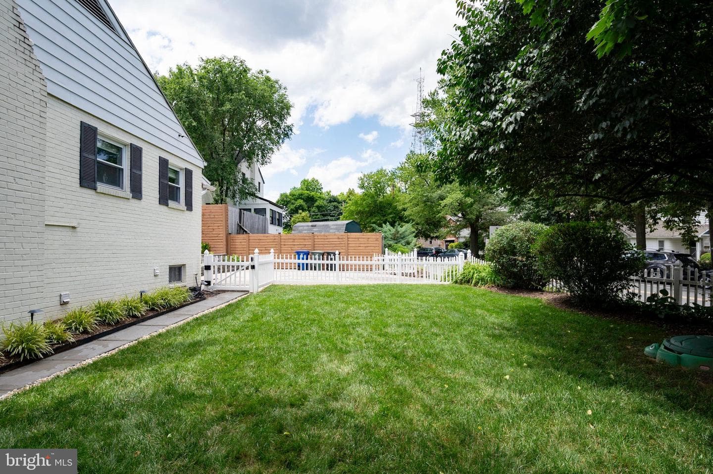5401 22nd Street N photo 25