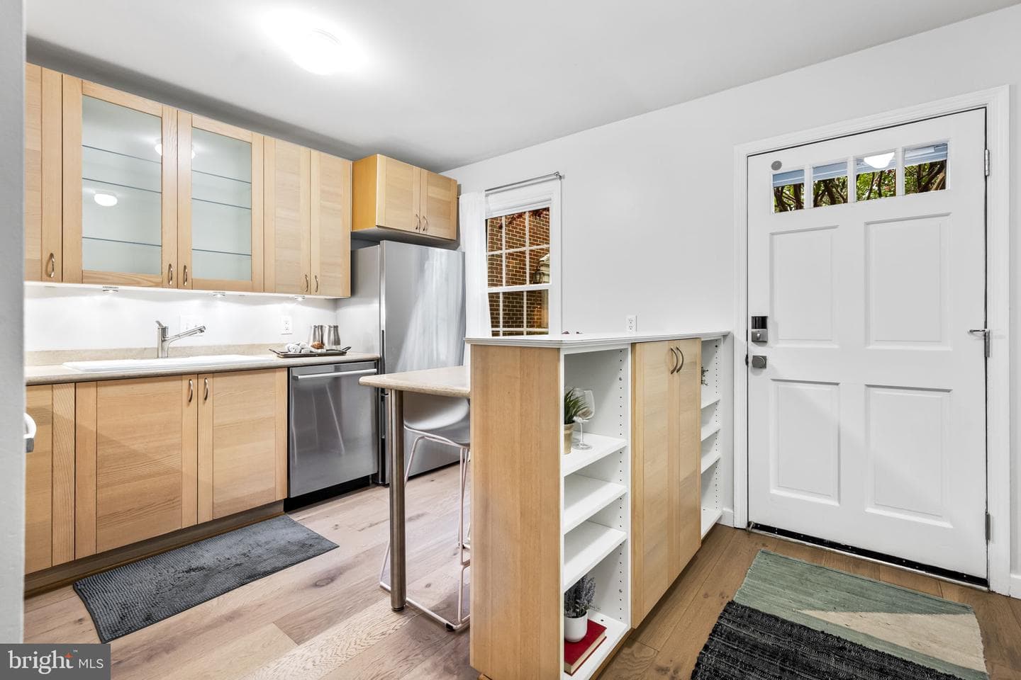 2117 N Lincoln Street photo 6