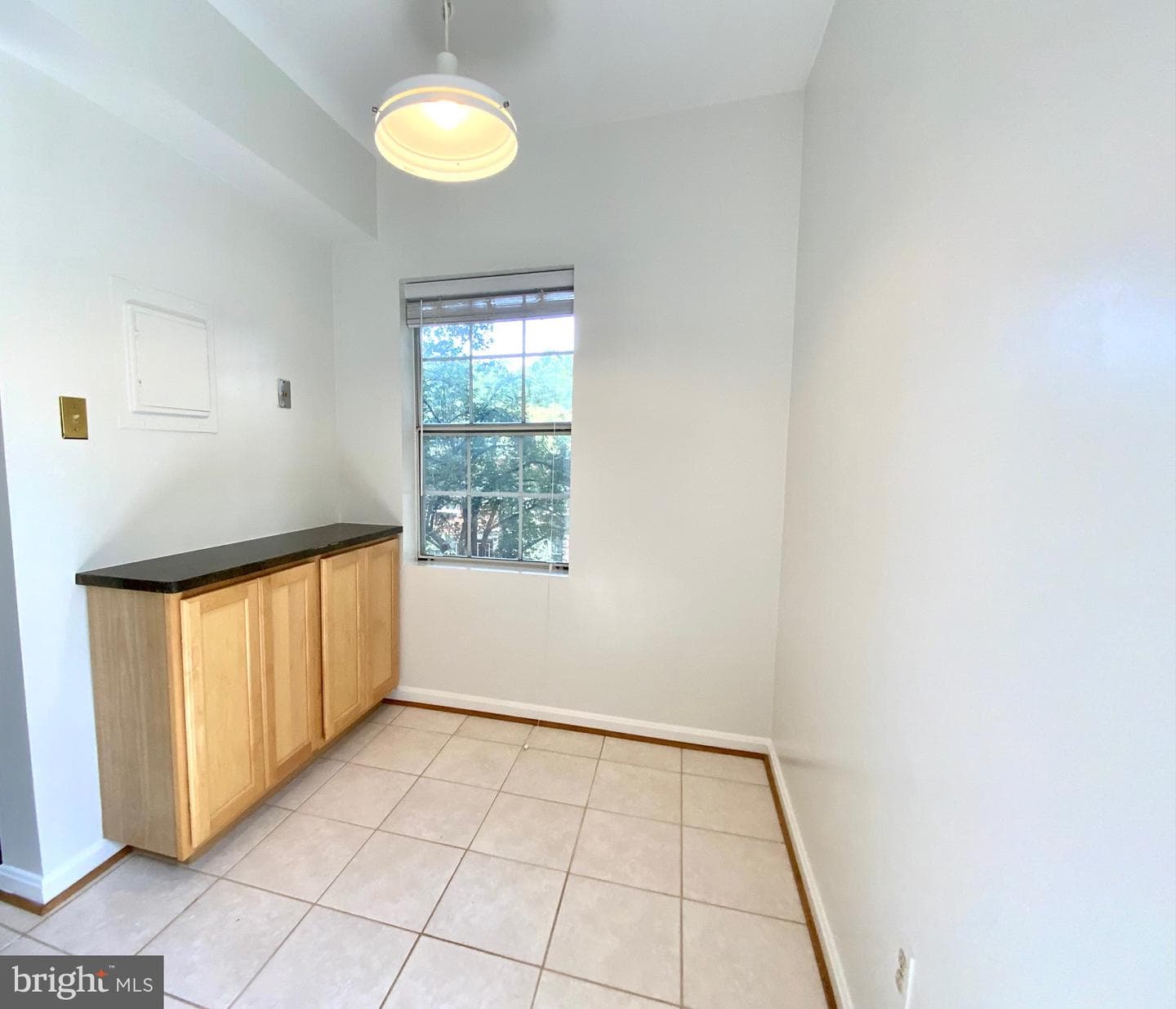 1900 N Rhodes Street #71 photo 5