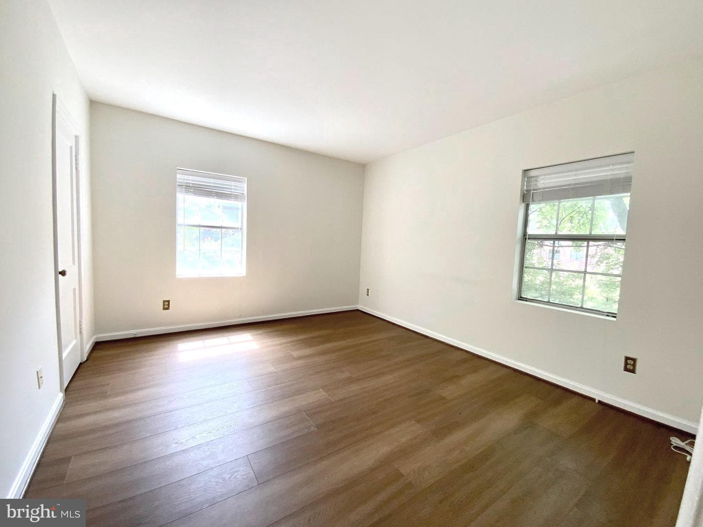 1900 N Rhodes Street #71 photo 6