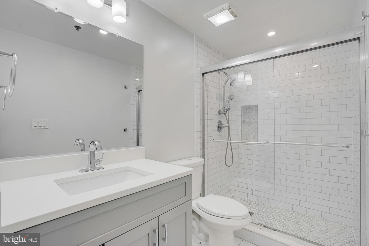 1211 S Eads Street S #1803 photo 13