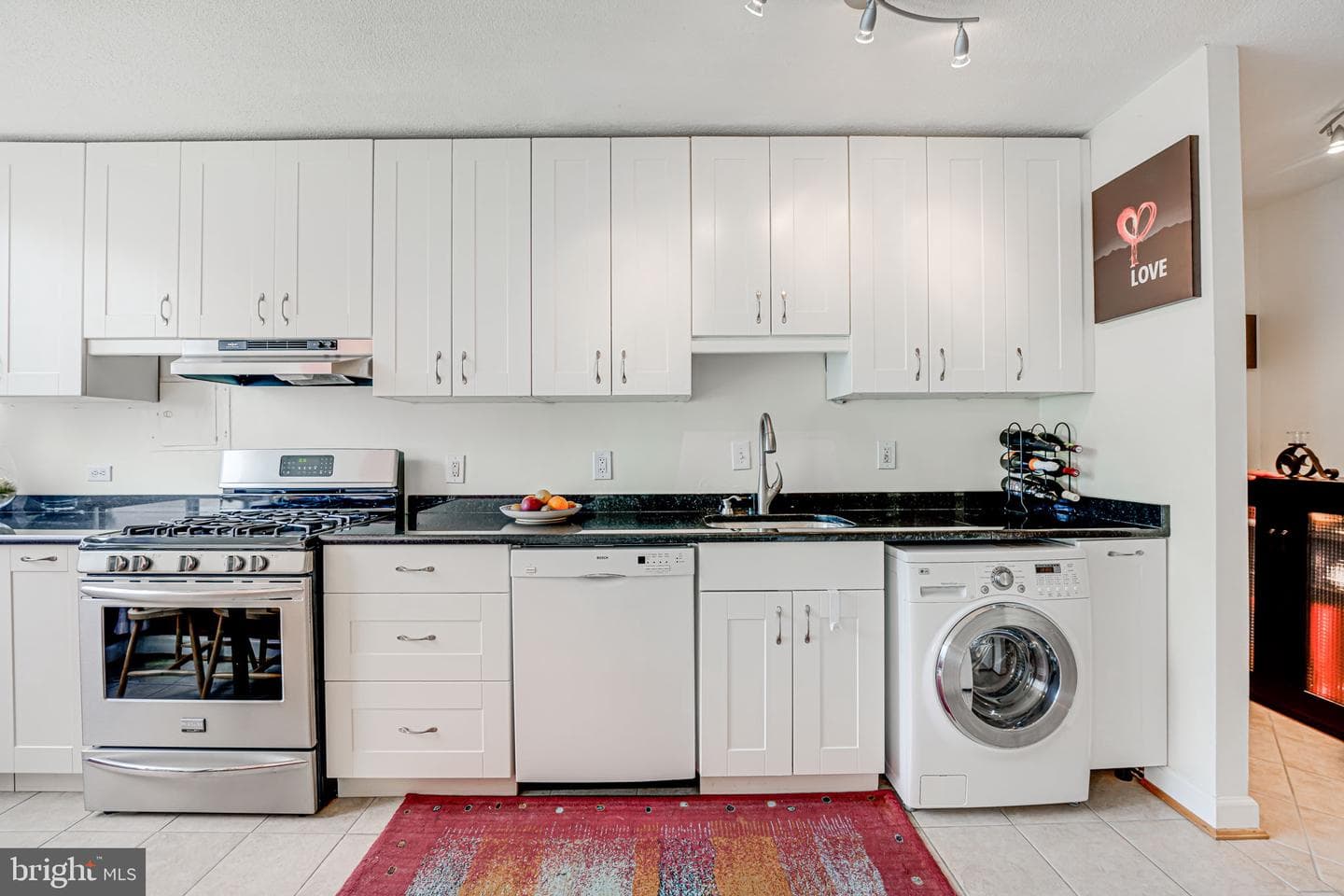 1301 S Arlington Ridge Road S #302 photo 20