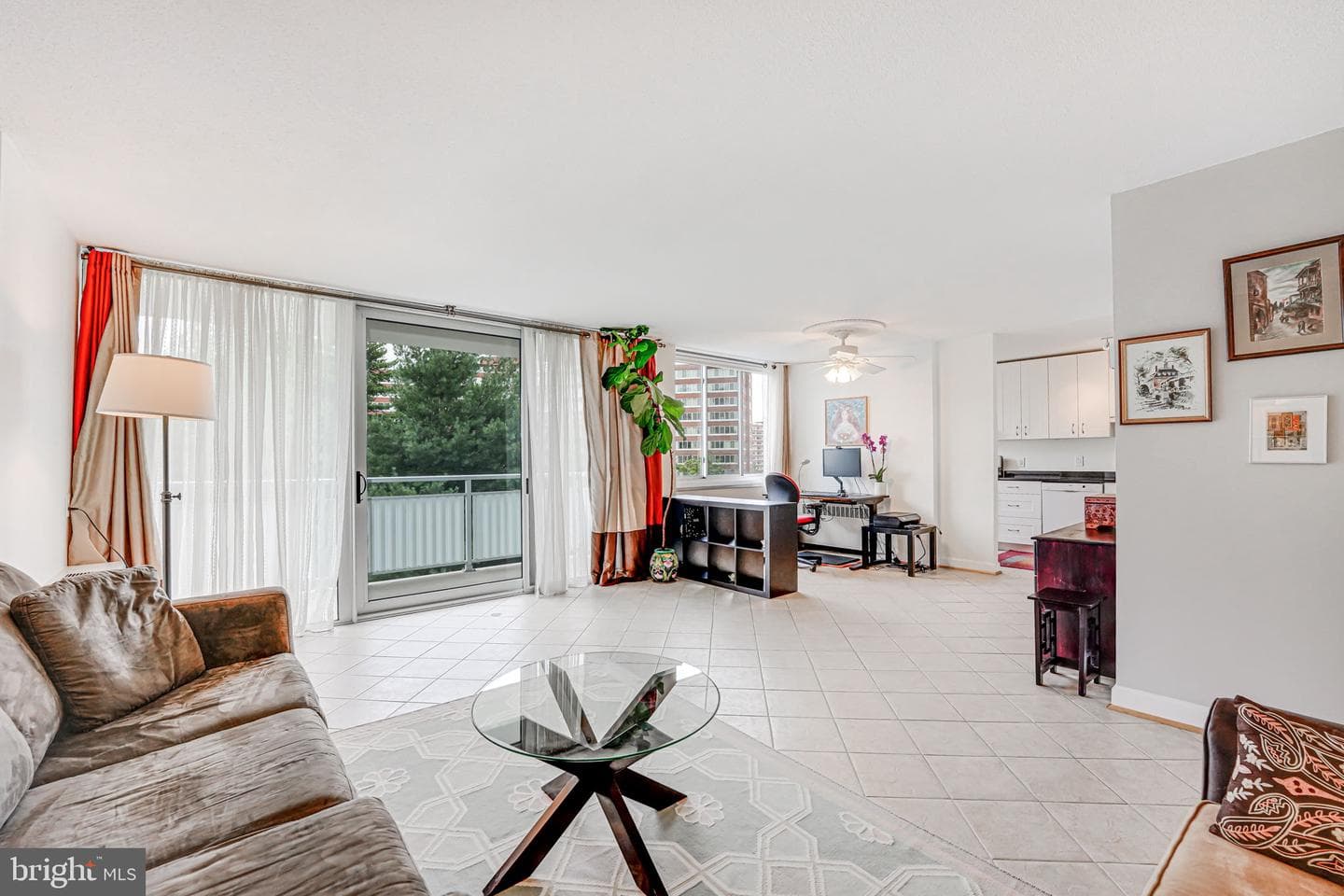 1301 S Arlington Ridge Road S #302 photo 7