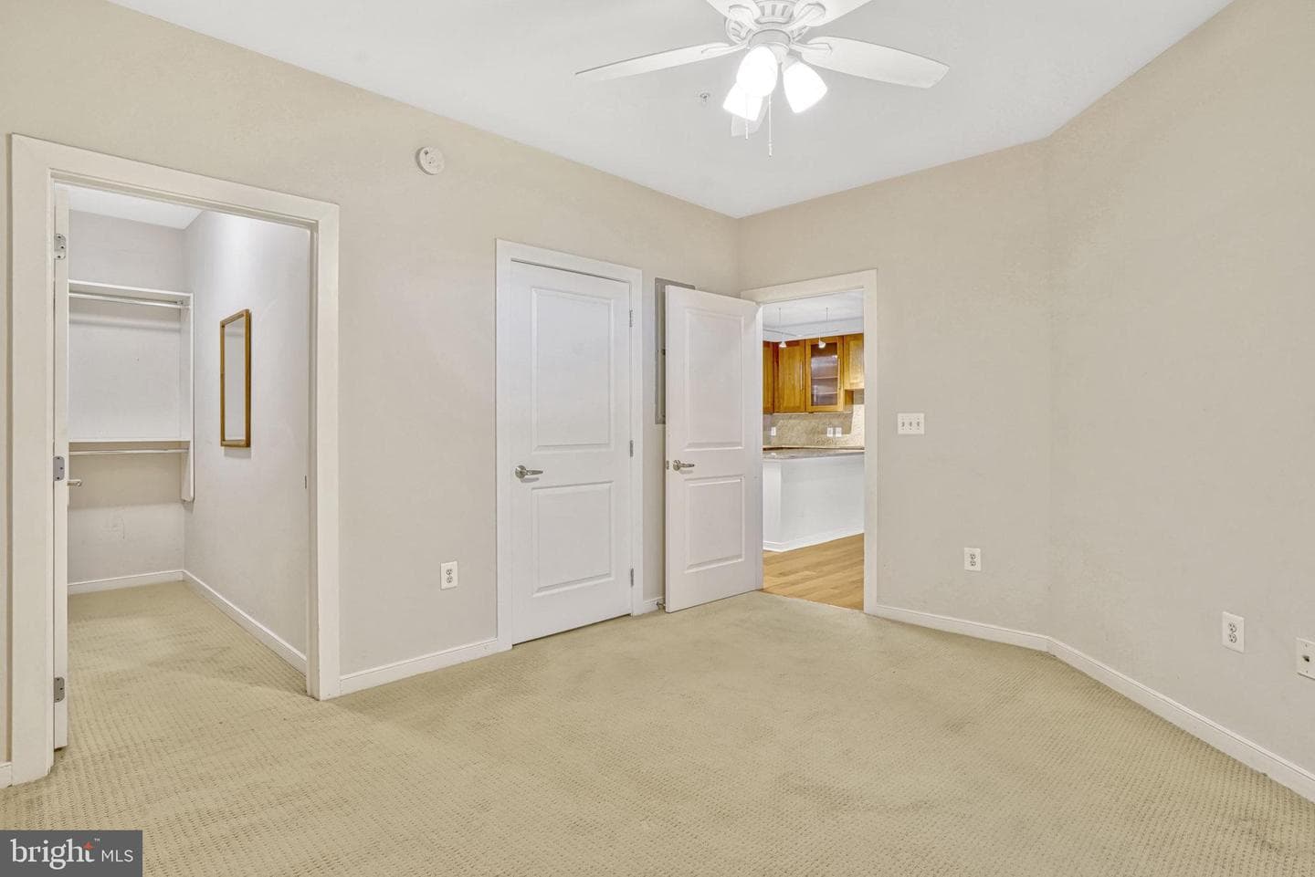 2200 N Westmoreland Street #421 photo 27