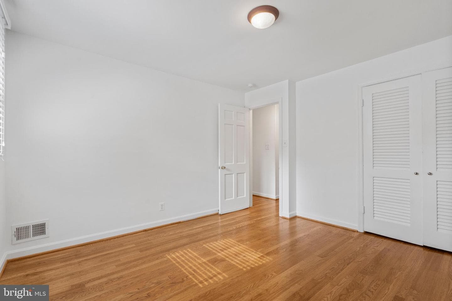 4524 40th Street N photo 37