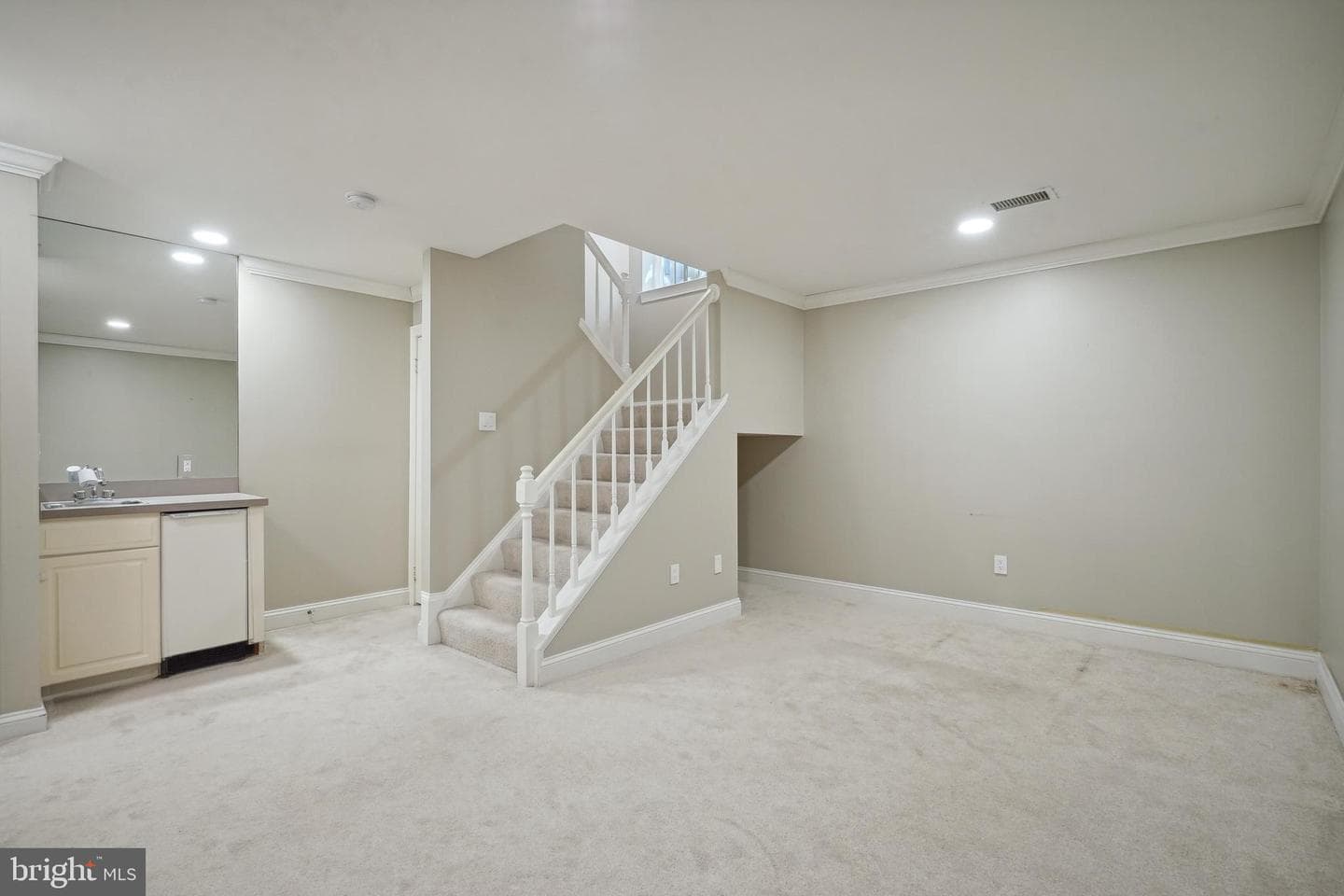 1504 N Colonial Court photo 21