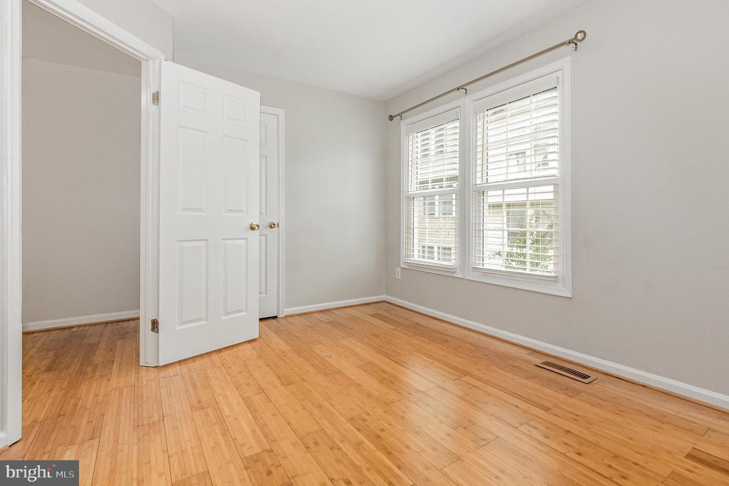 5073 9th Street S photo 20