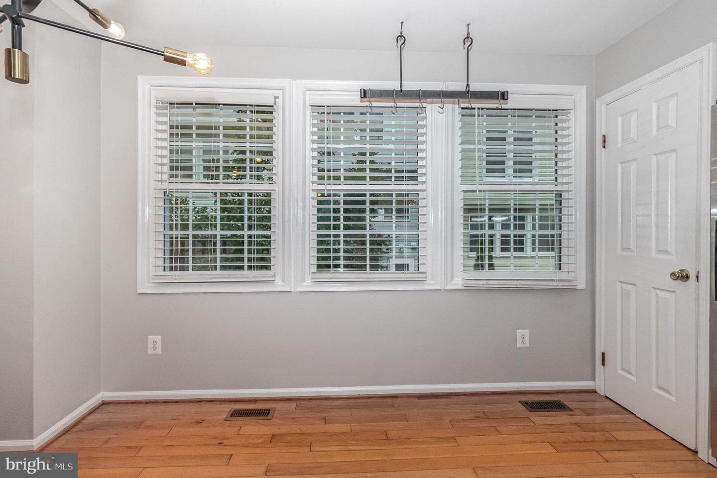 5073 9th Street S photo 7