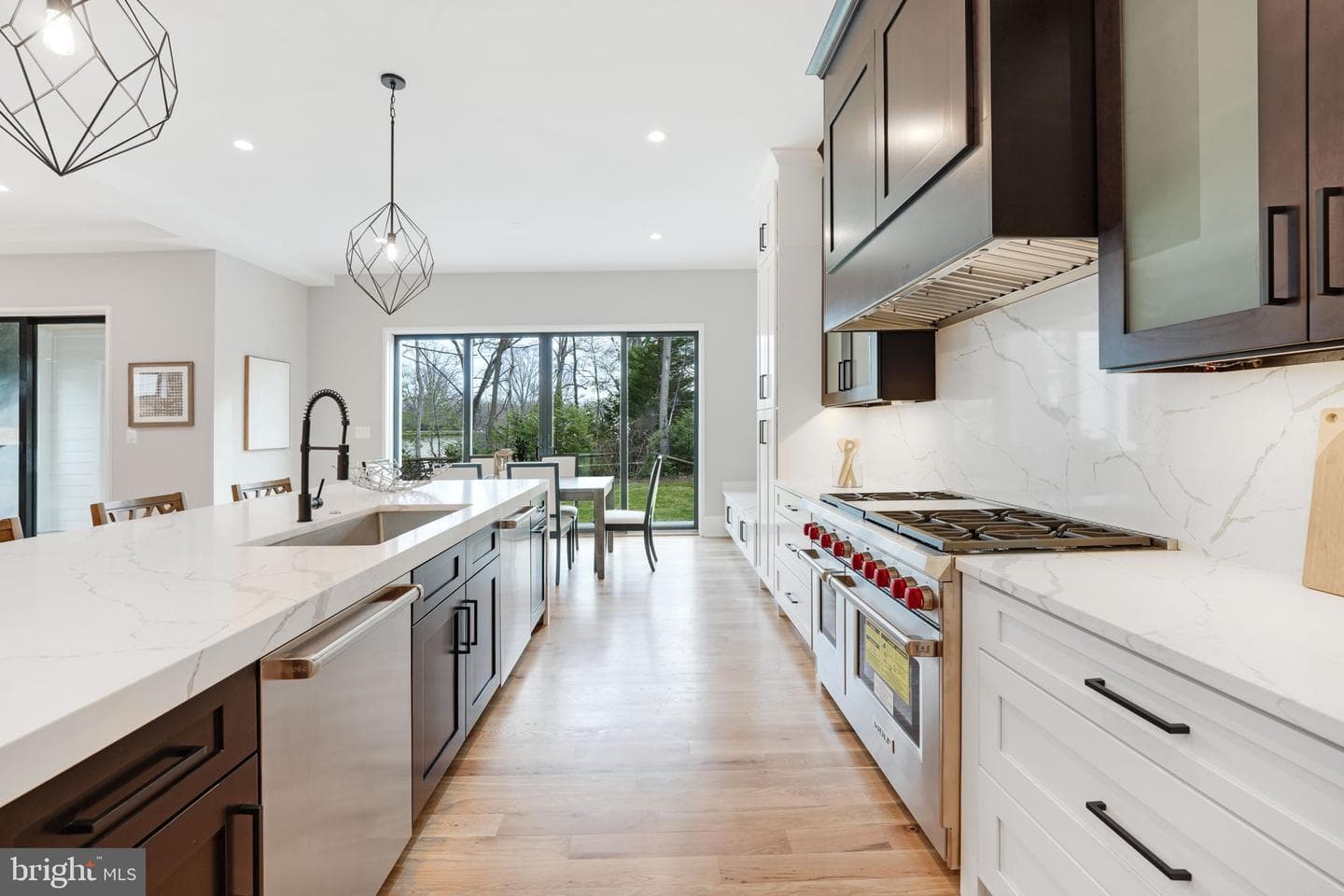 2813 N Kensington Street photo 23