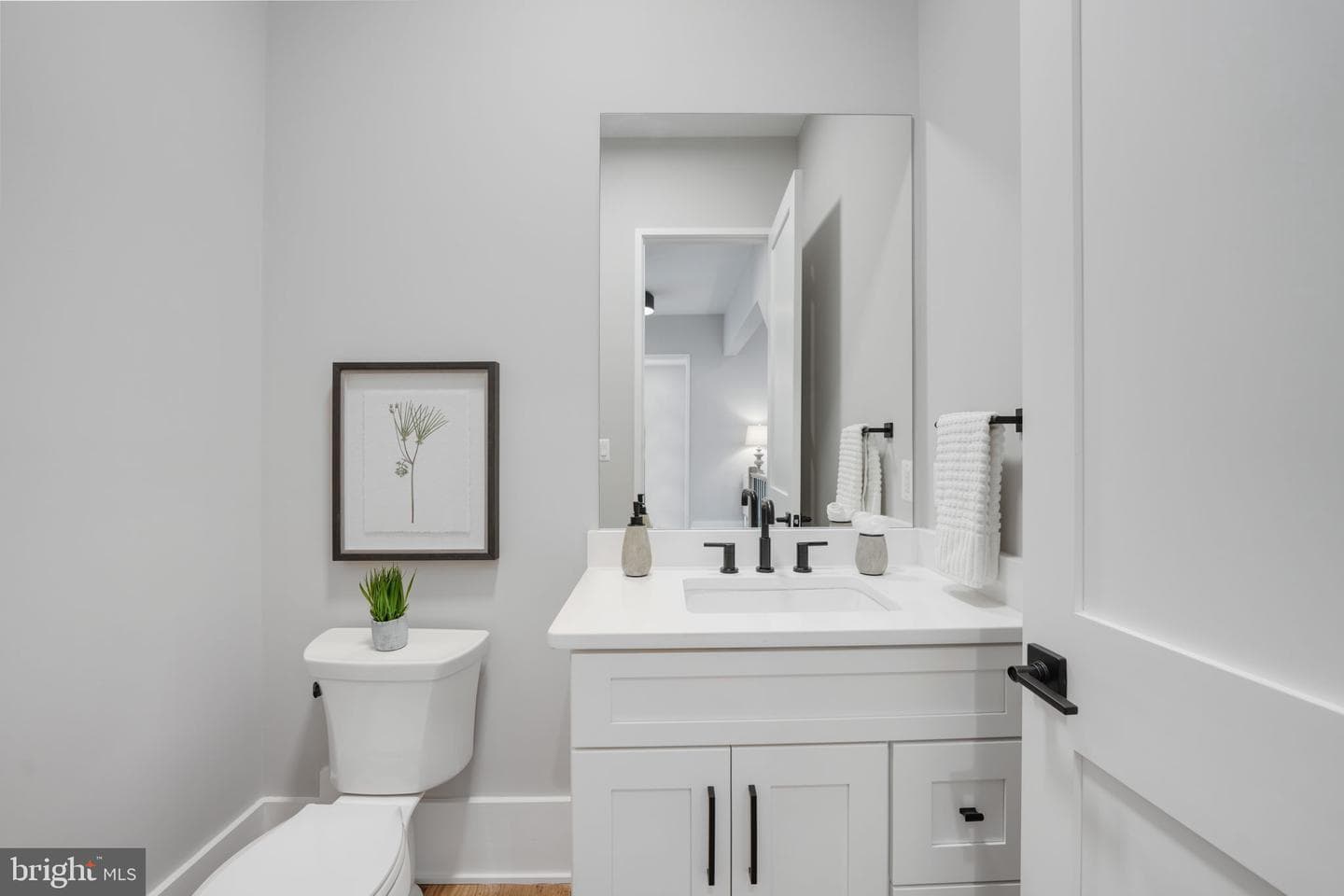 2813 N Kensington Street photo 30