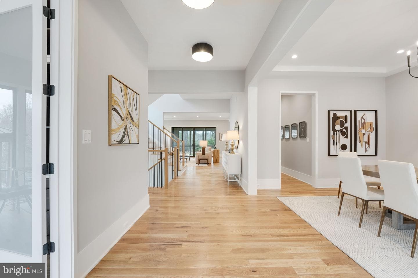 2813 N Kensington Street photo 4