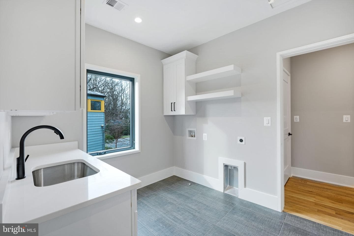 2813 N Kensington Street photo 43