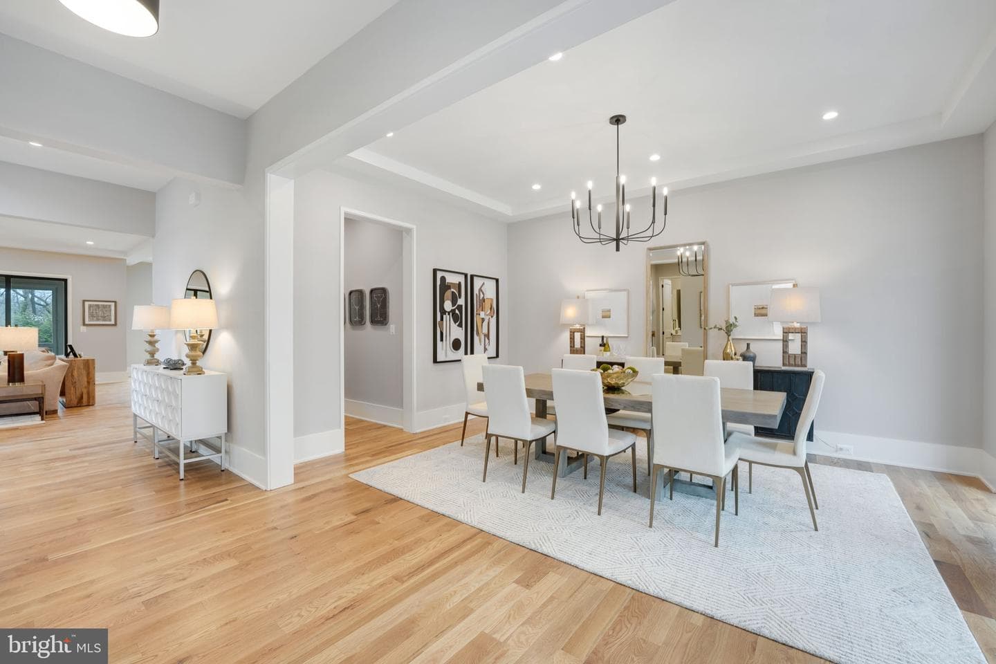 2813 N Kensington Street photo 5