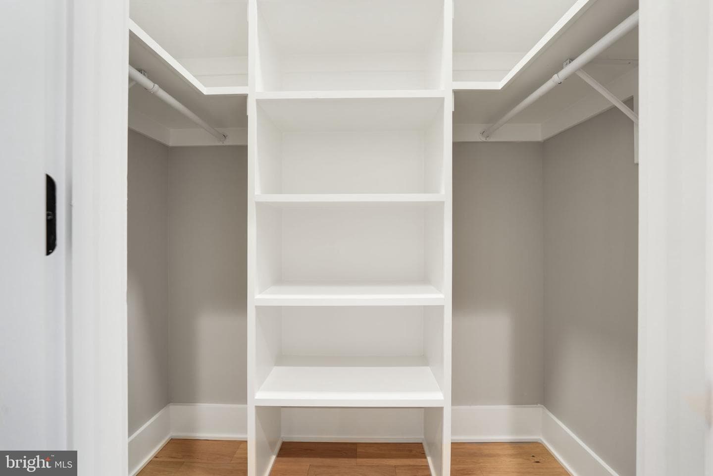 2813 N Kensington Street photo 71
