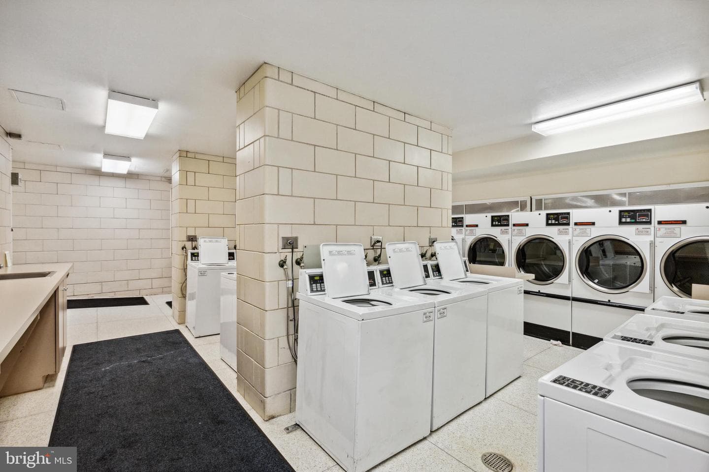 1200 N Nash Street #532 photo 4
