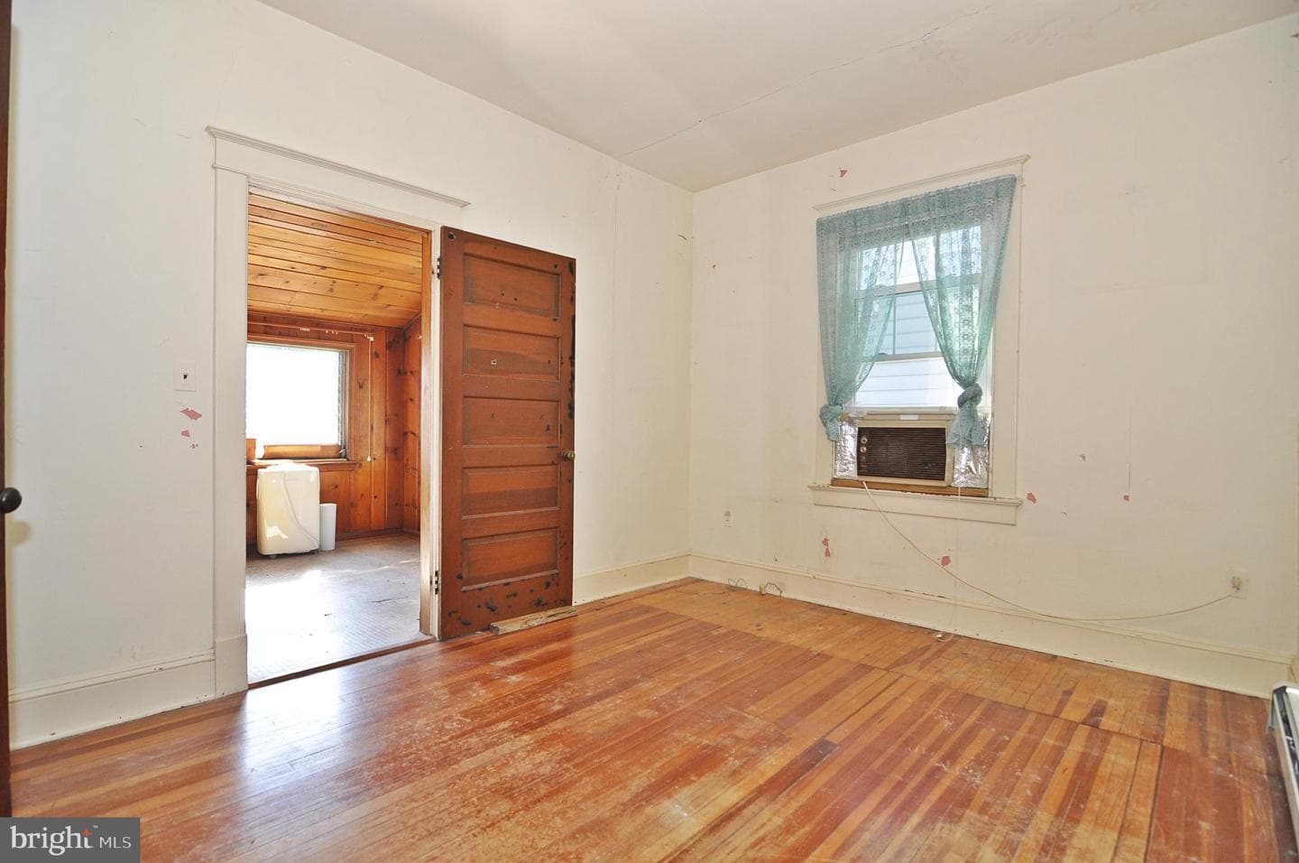 636 25th Street S photo 10