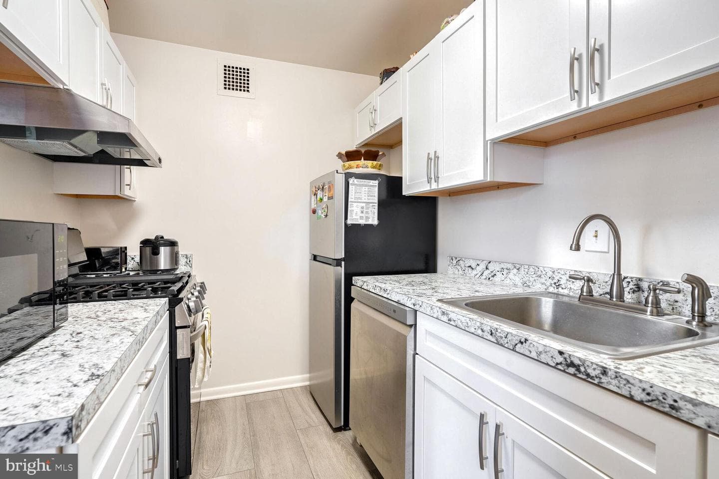 4390 Lorcom Lane #g3 photo 11