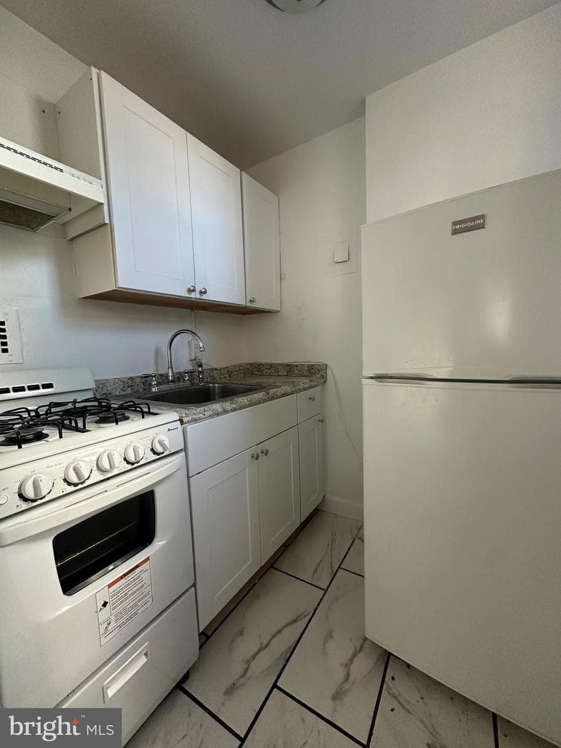 1121 Arlington Boulevard #226 photo 5