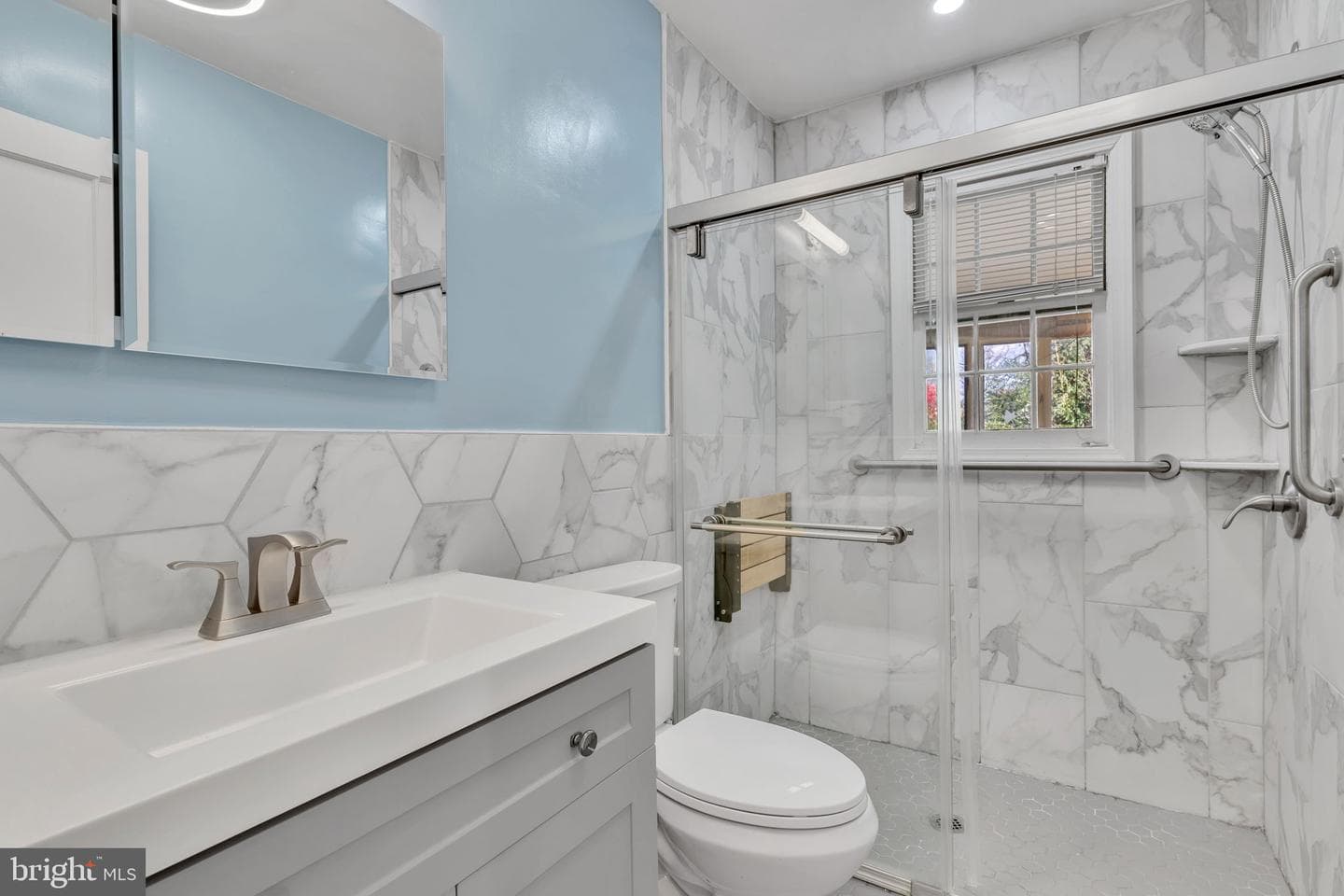 1223 N Vernon Street photo 12