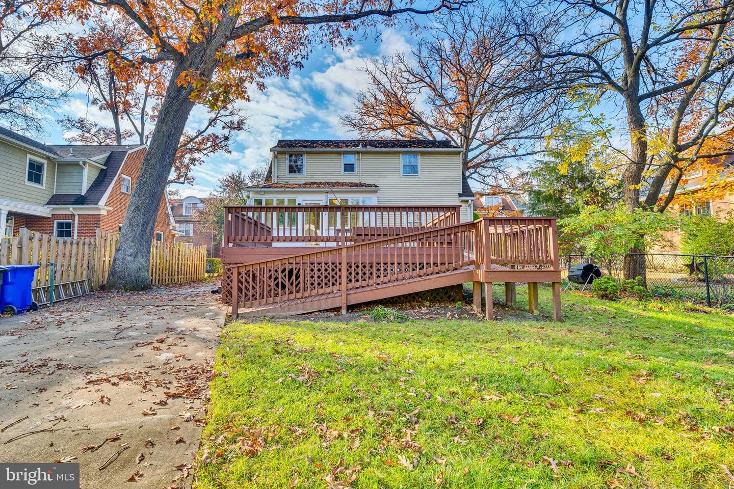 1223 N Vernon Street photo 30