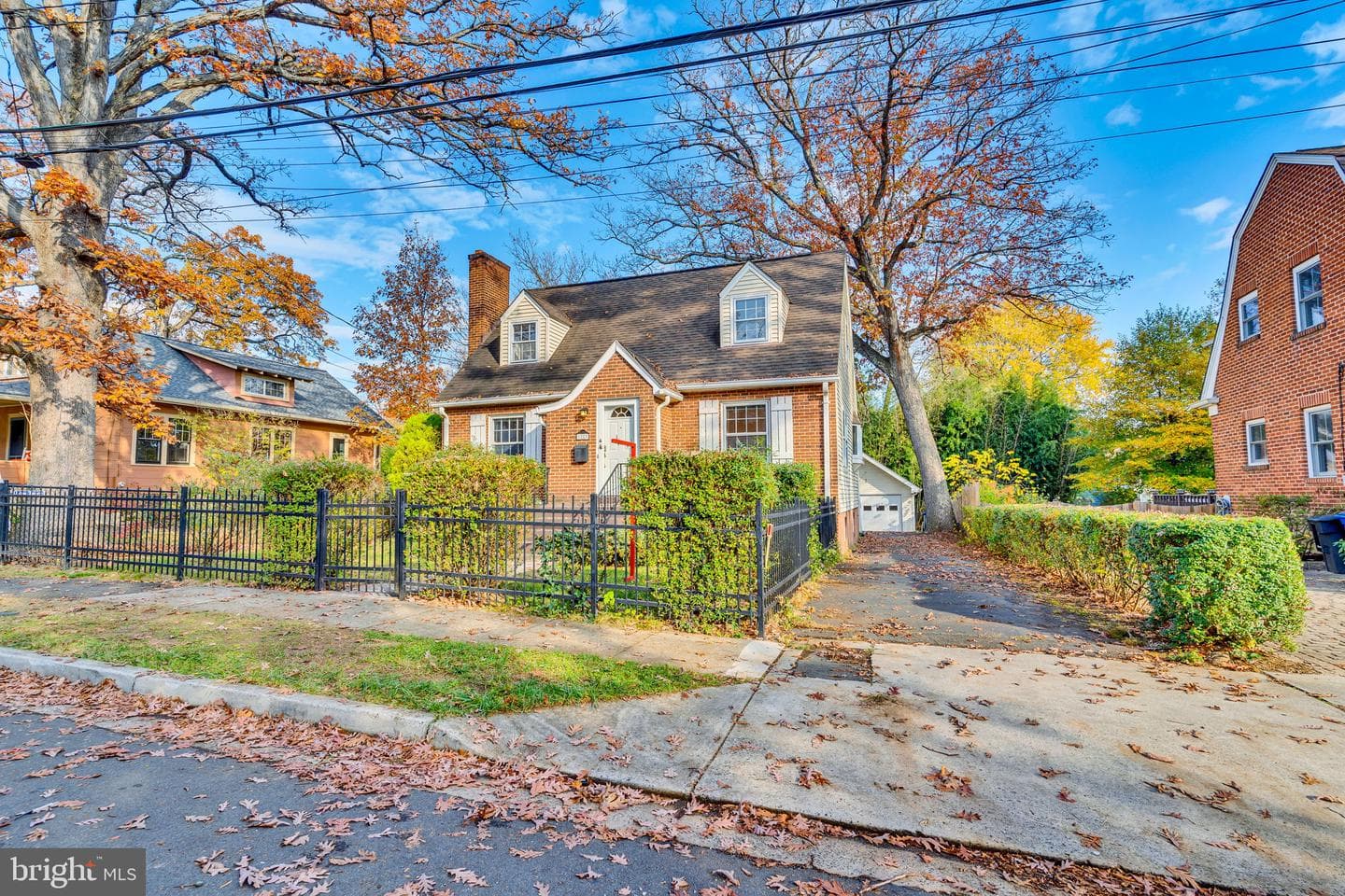 1223 N Vernon Street photo 34