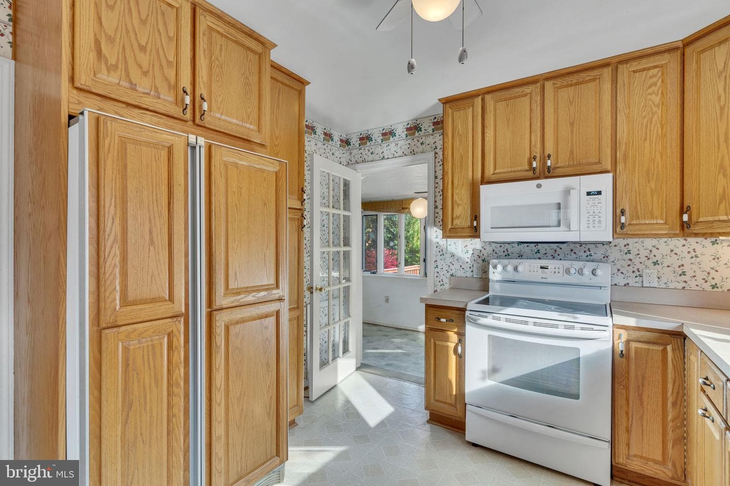 1223 N Vernon Street photo 8