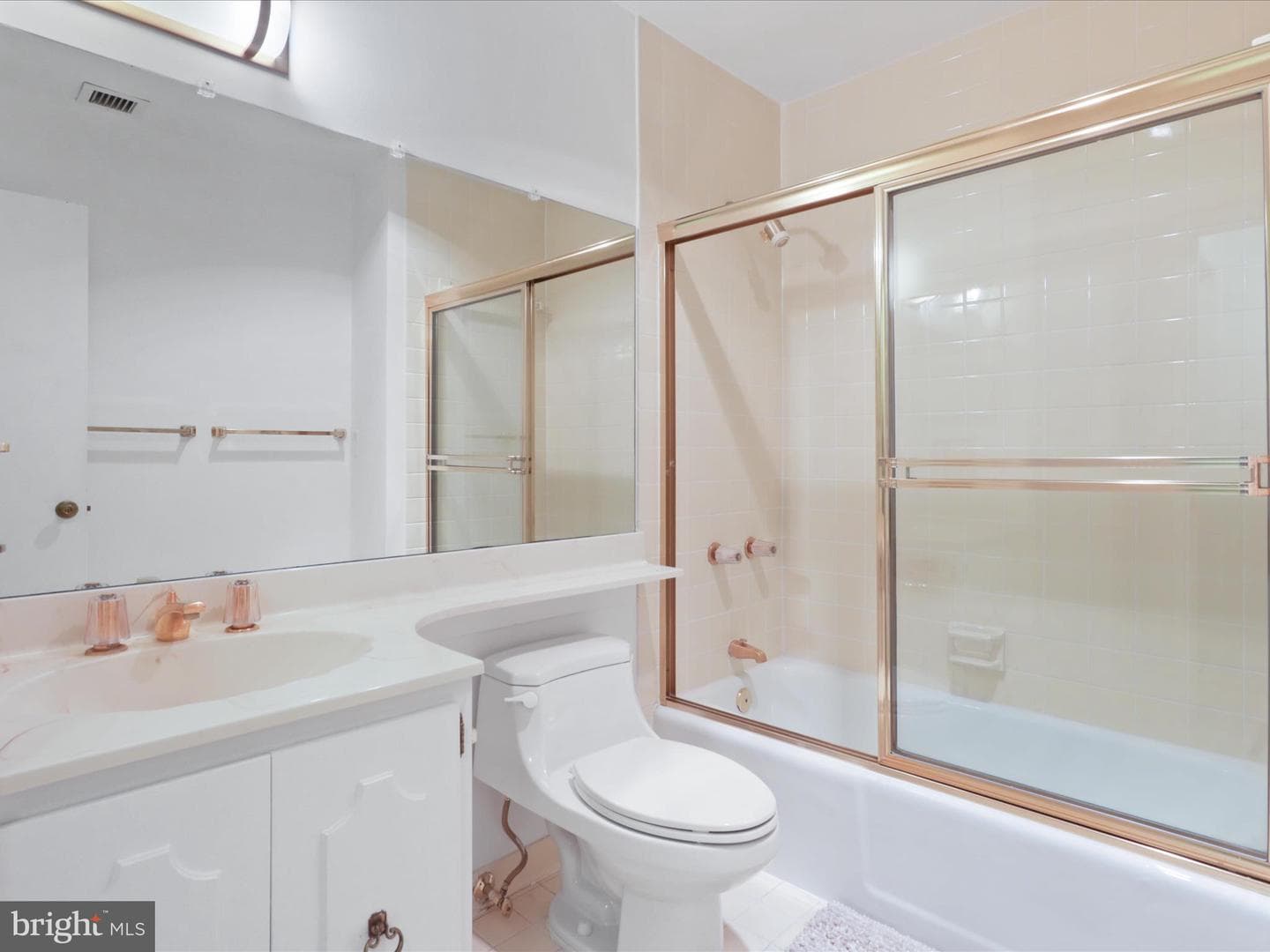 1101 S Arlington Ridge Road #104 photo 24