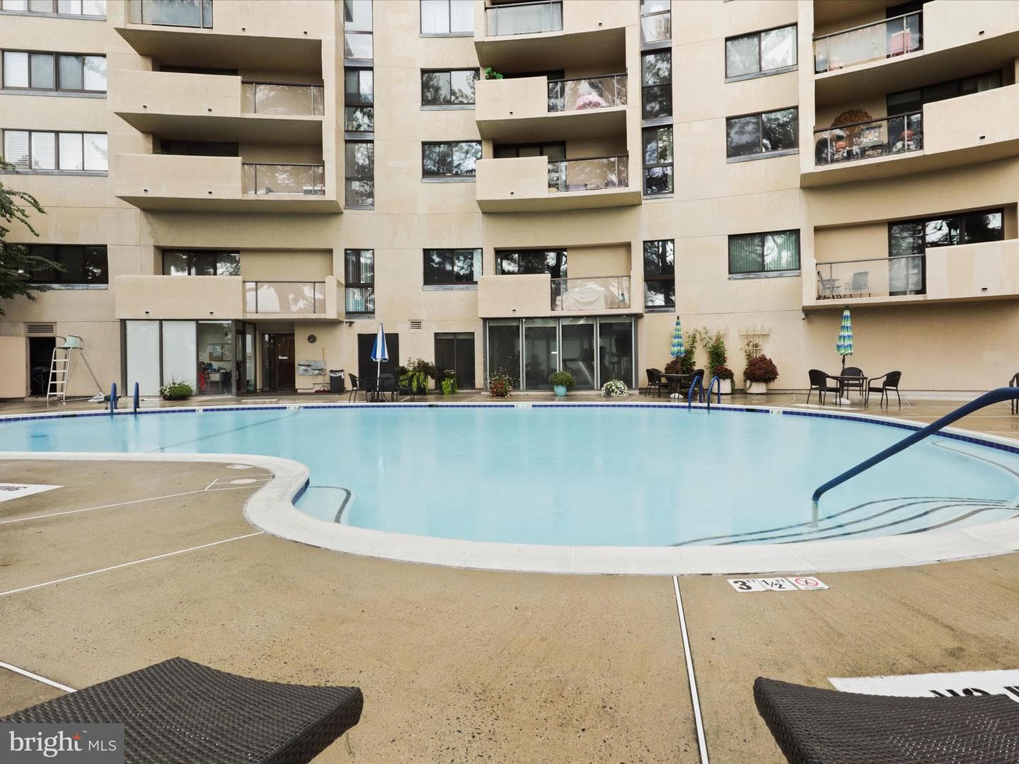 1101 S Arlington Ridge Road #104 photo 29