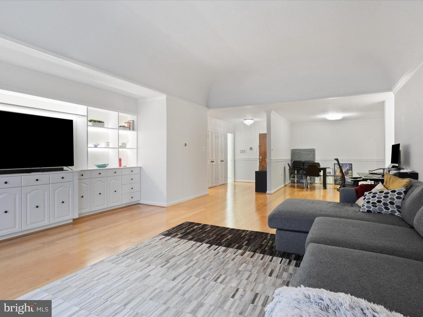 1101 S Arlington Ridge Road #104 photo 7