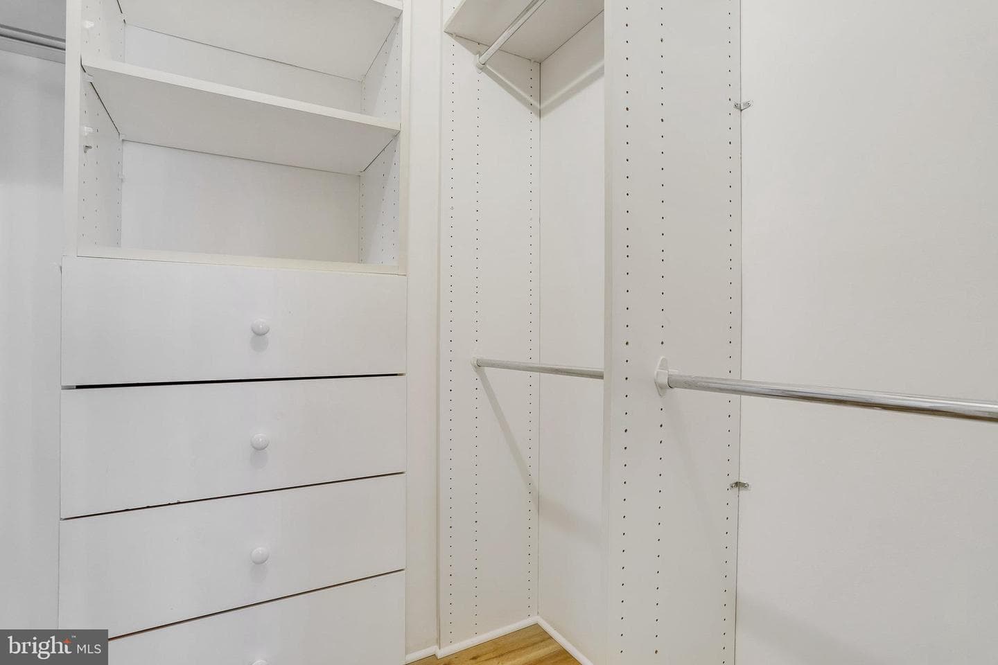 1600 N Oak Street #810 photo 16