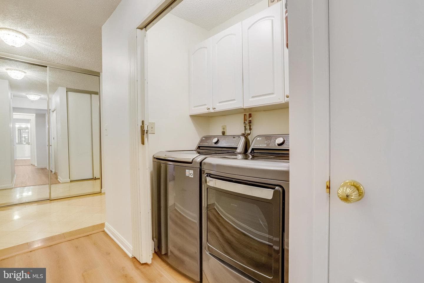 1600 N Oak Street #810 photo 25