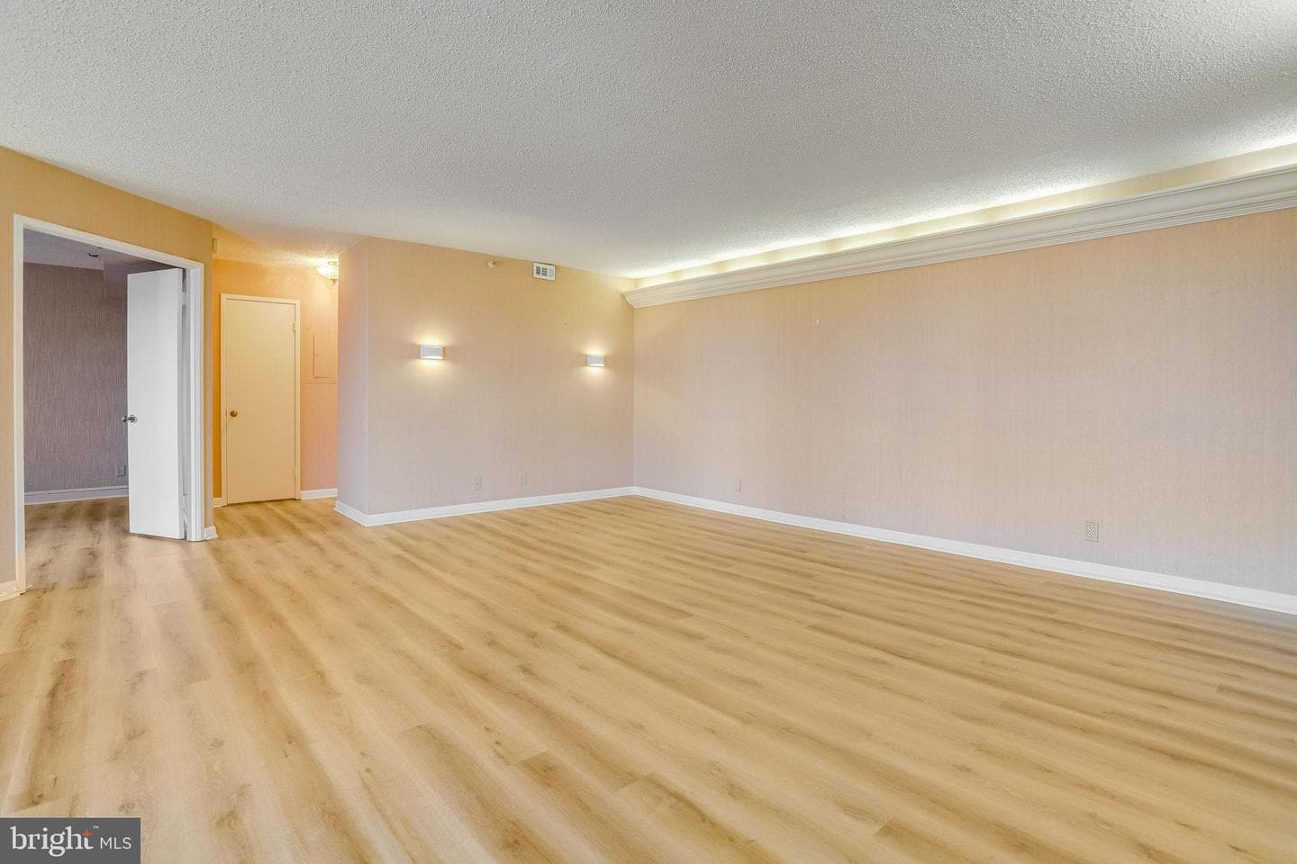 1600 N Oak Street #810 photo 26
