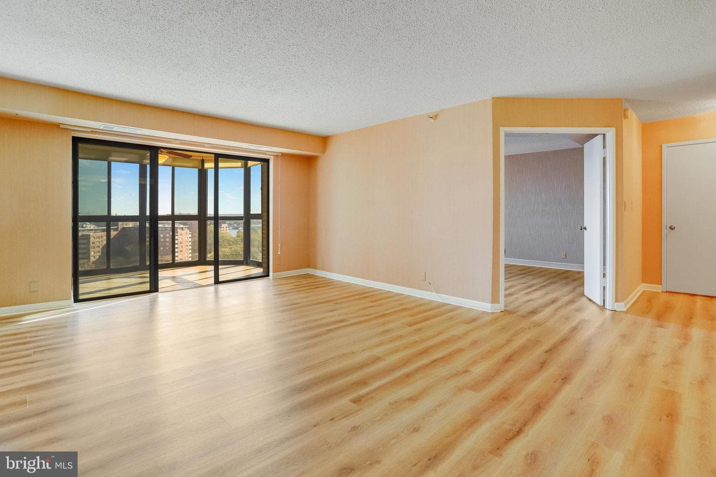 1600 N Oak Street #810 photo 27