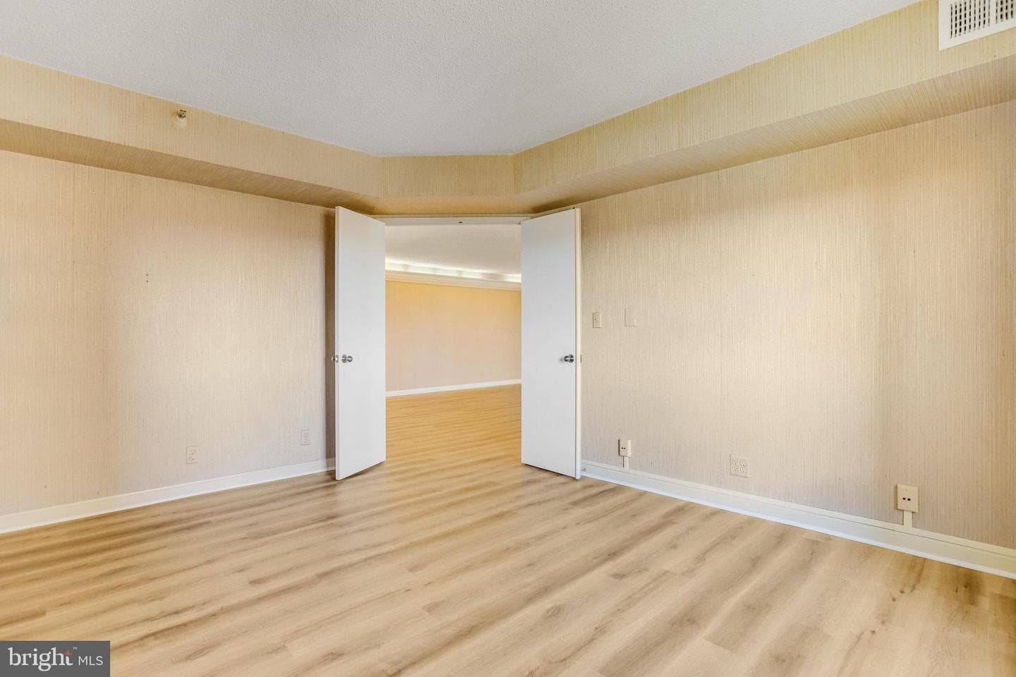 1600 N Oak Street #810 photo 52