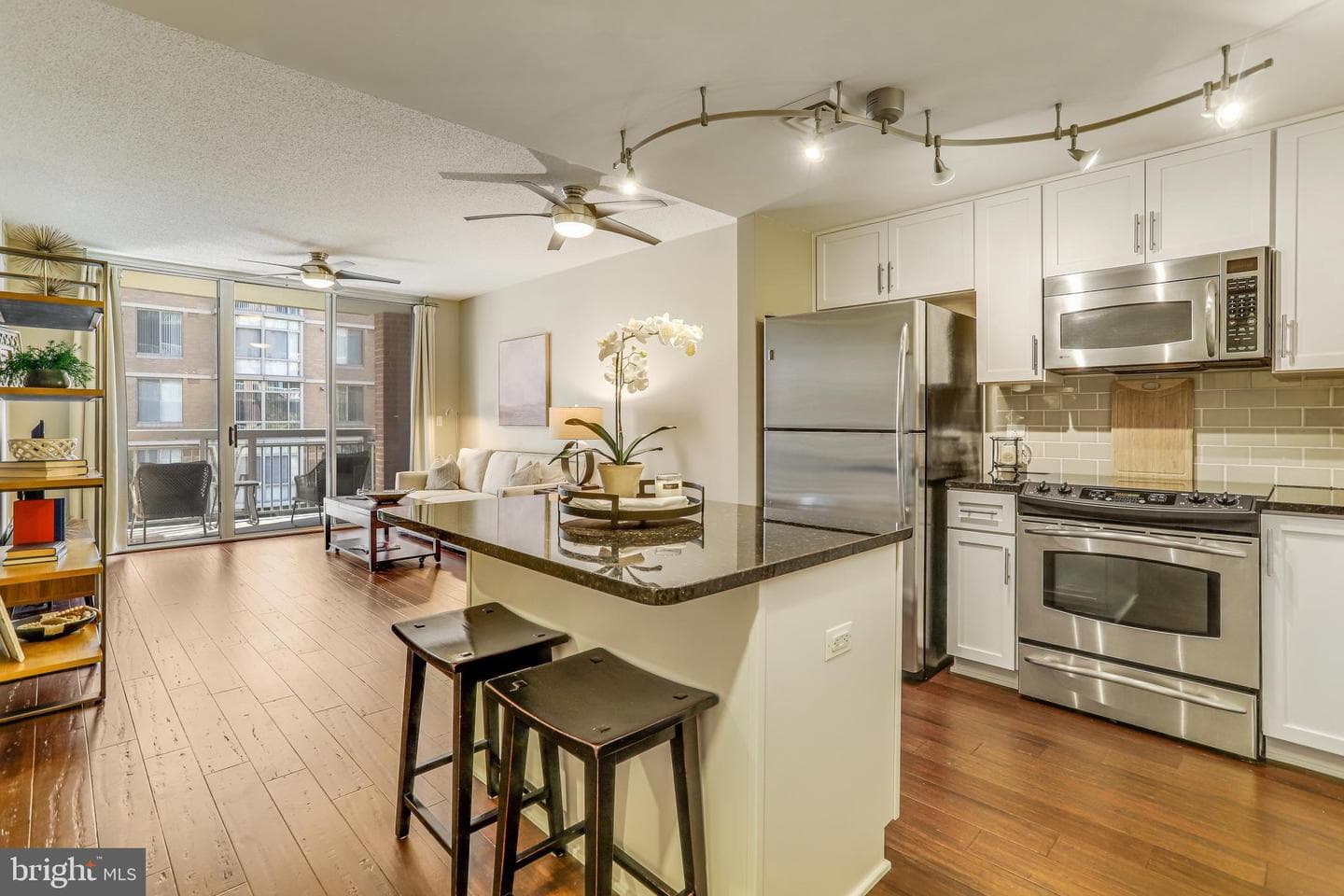 1020 N Highland Street #407 photo 2