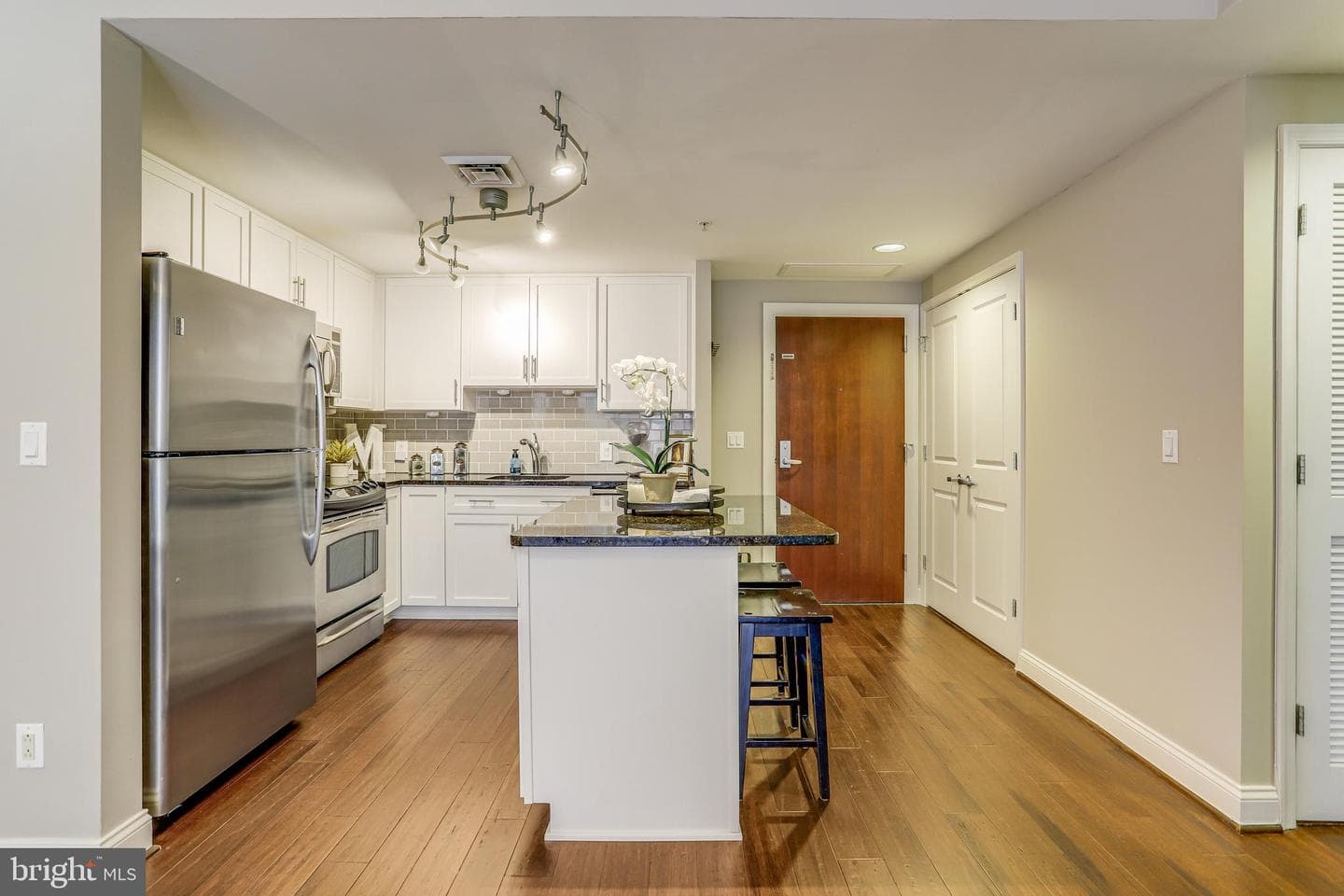 1020 N Highland Street #407 photo 5