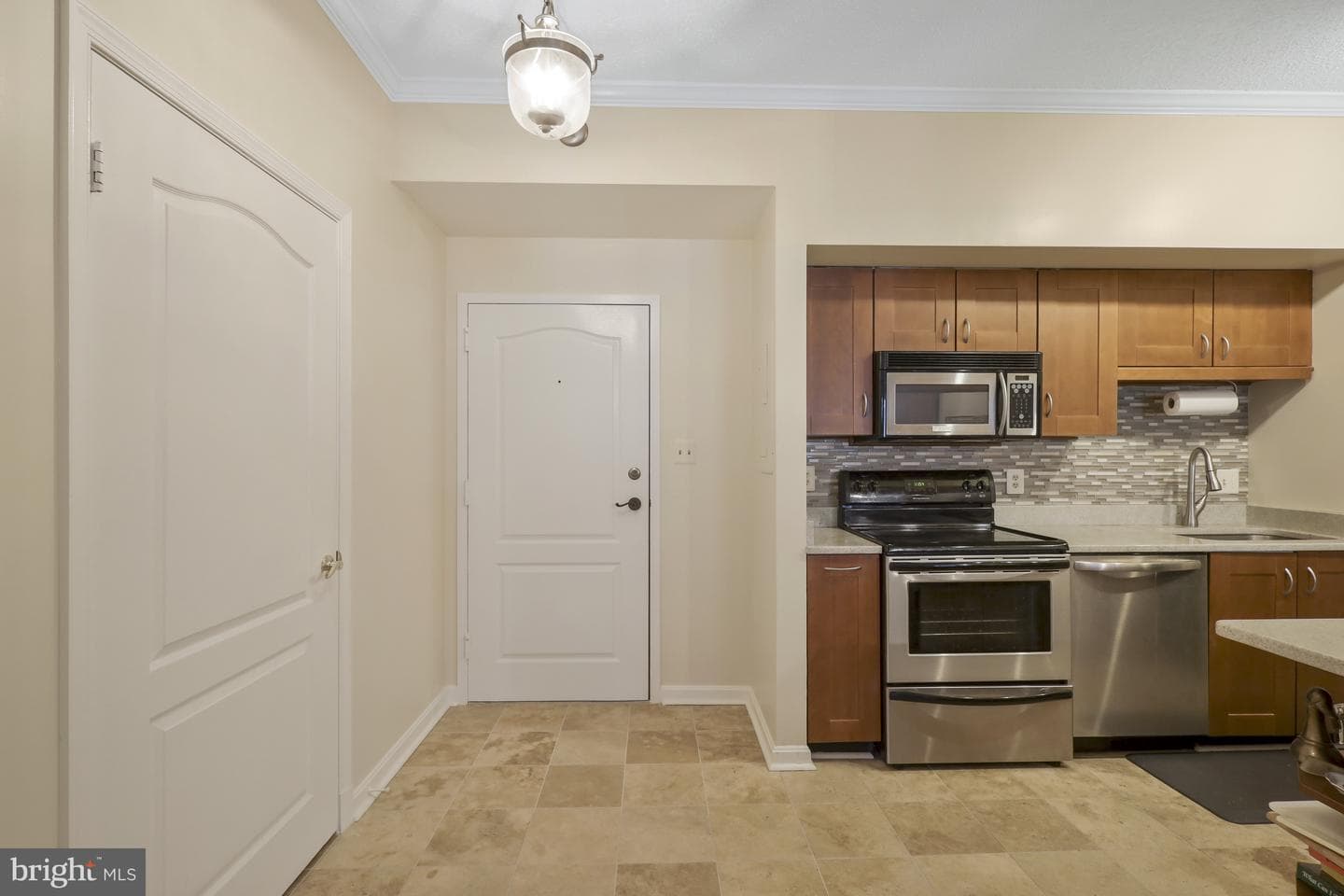 1211 S Eads Street #311 photo 10
