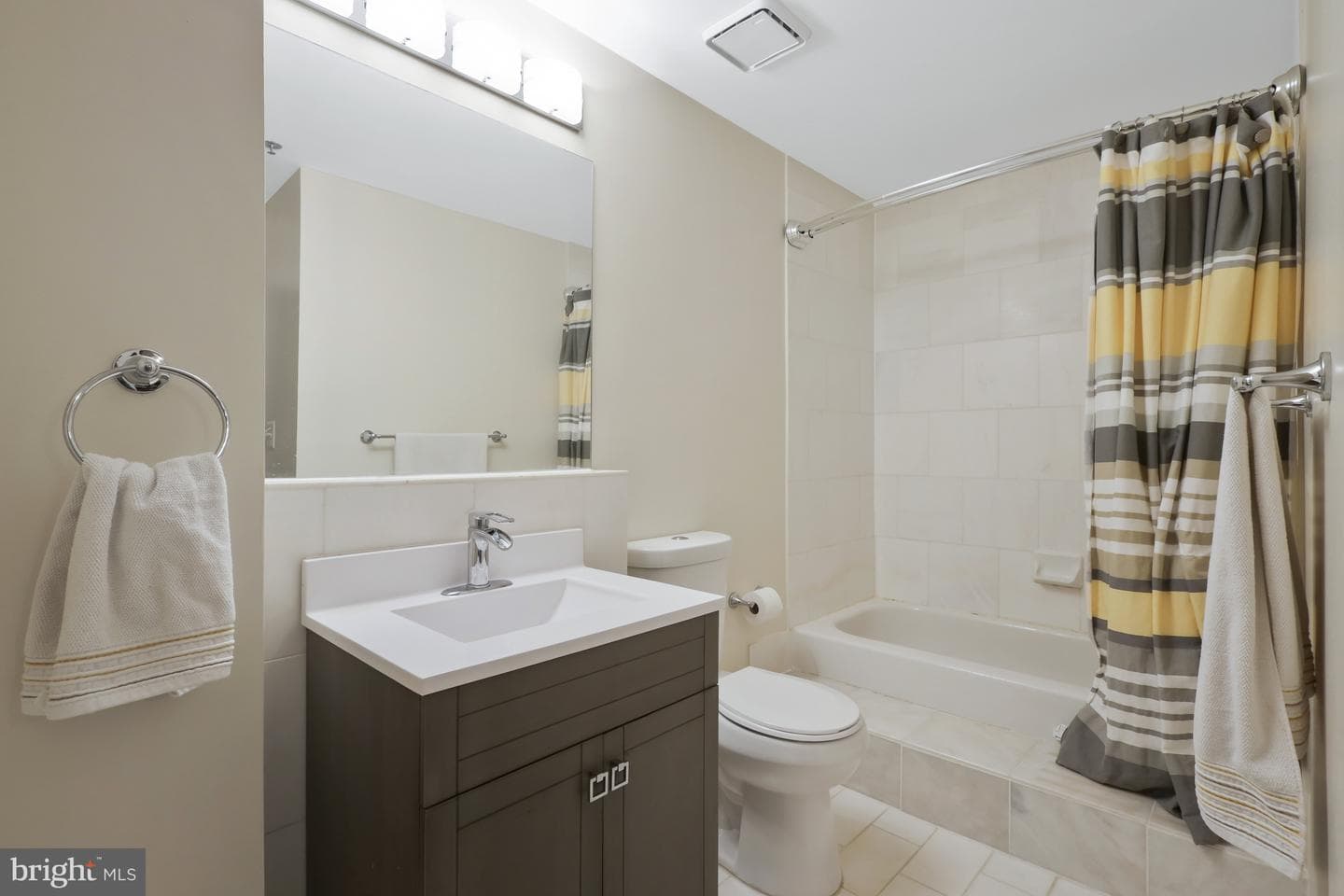1211 S Eads Street #311 photo 11