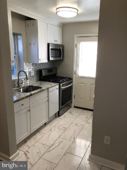 845 S Ivy Street photo 7