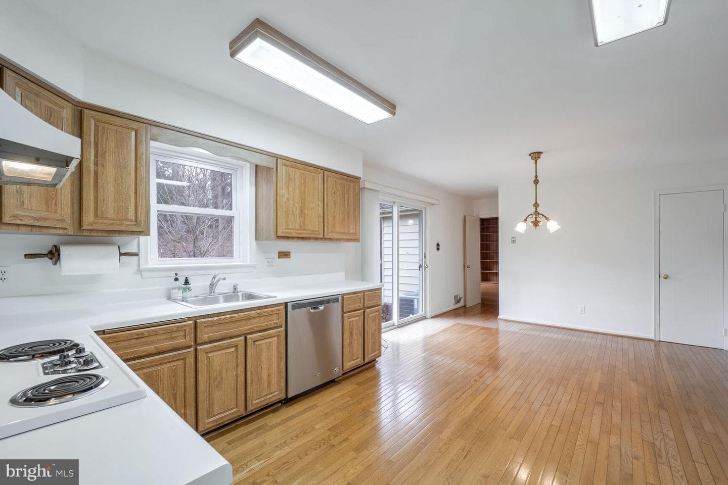 2792 N Quebec Street photo 12