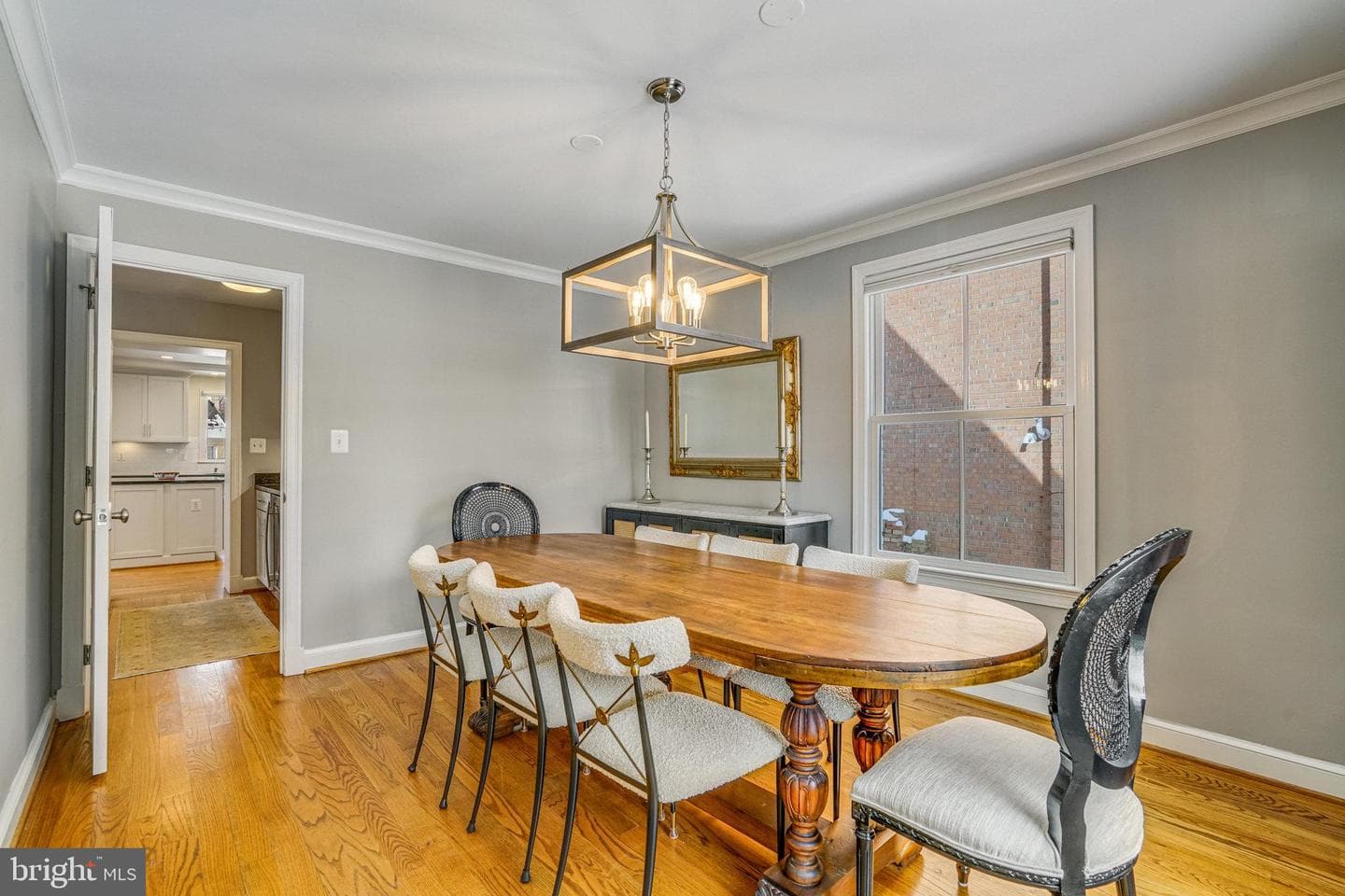 862 N Kensington Street photo 10