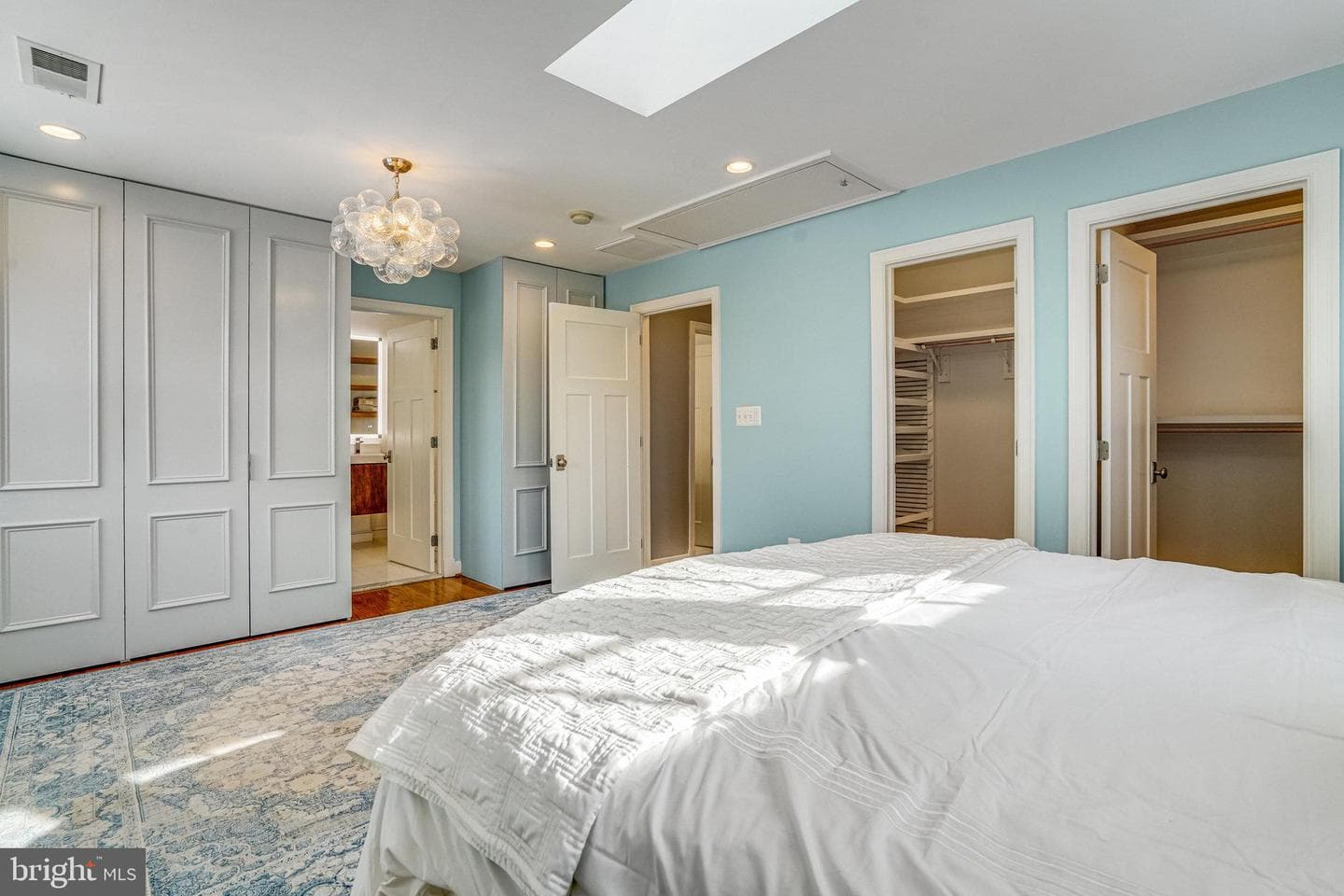 862 N Kensington Street photo 29