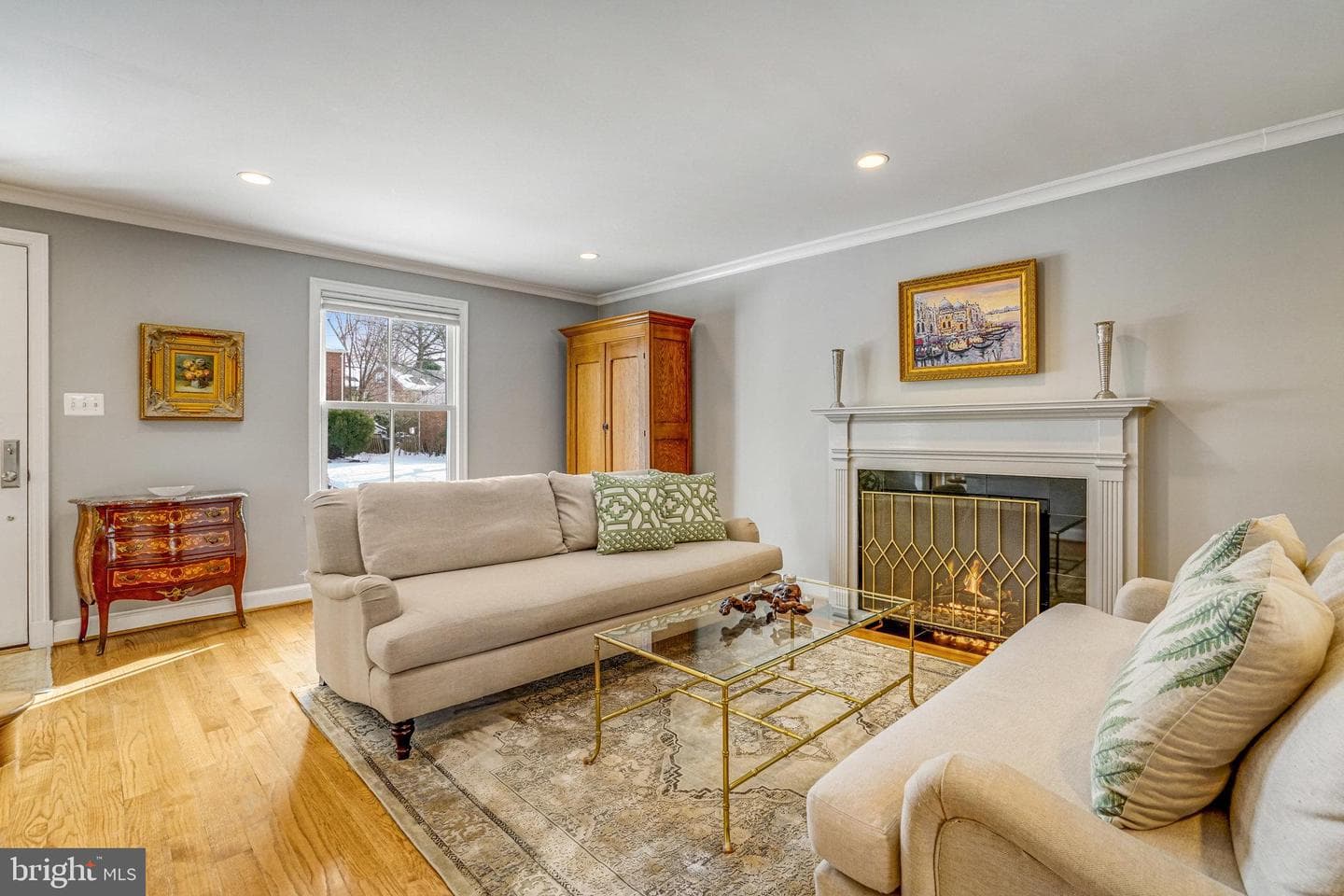 862 N Kensington Street photo 4