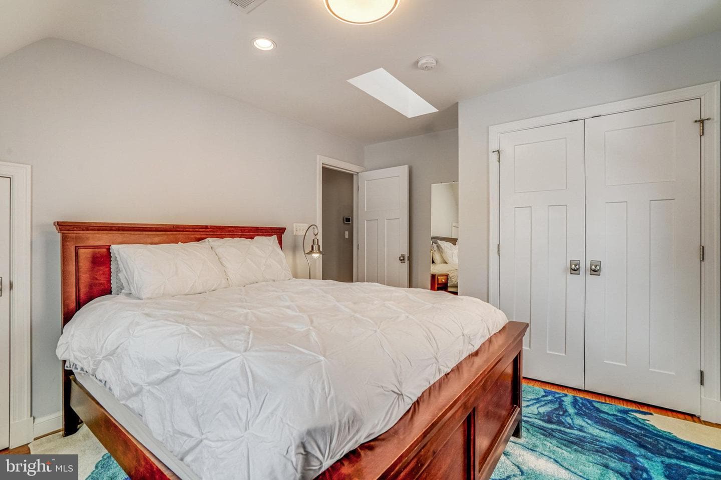 862 N Kensington Street photo 41