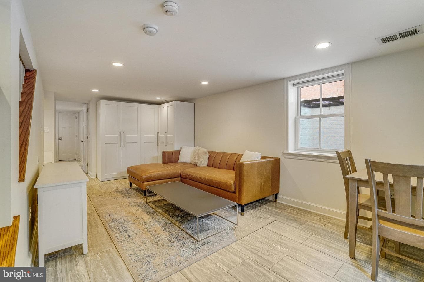 862 N Kensington Street photo 47