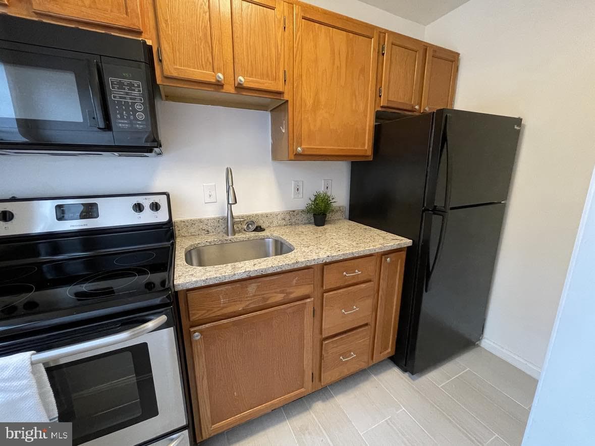 1736 Queens Lane #3-196 photo 10