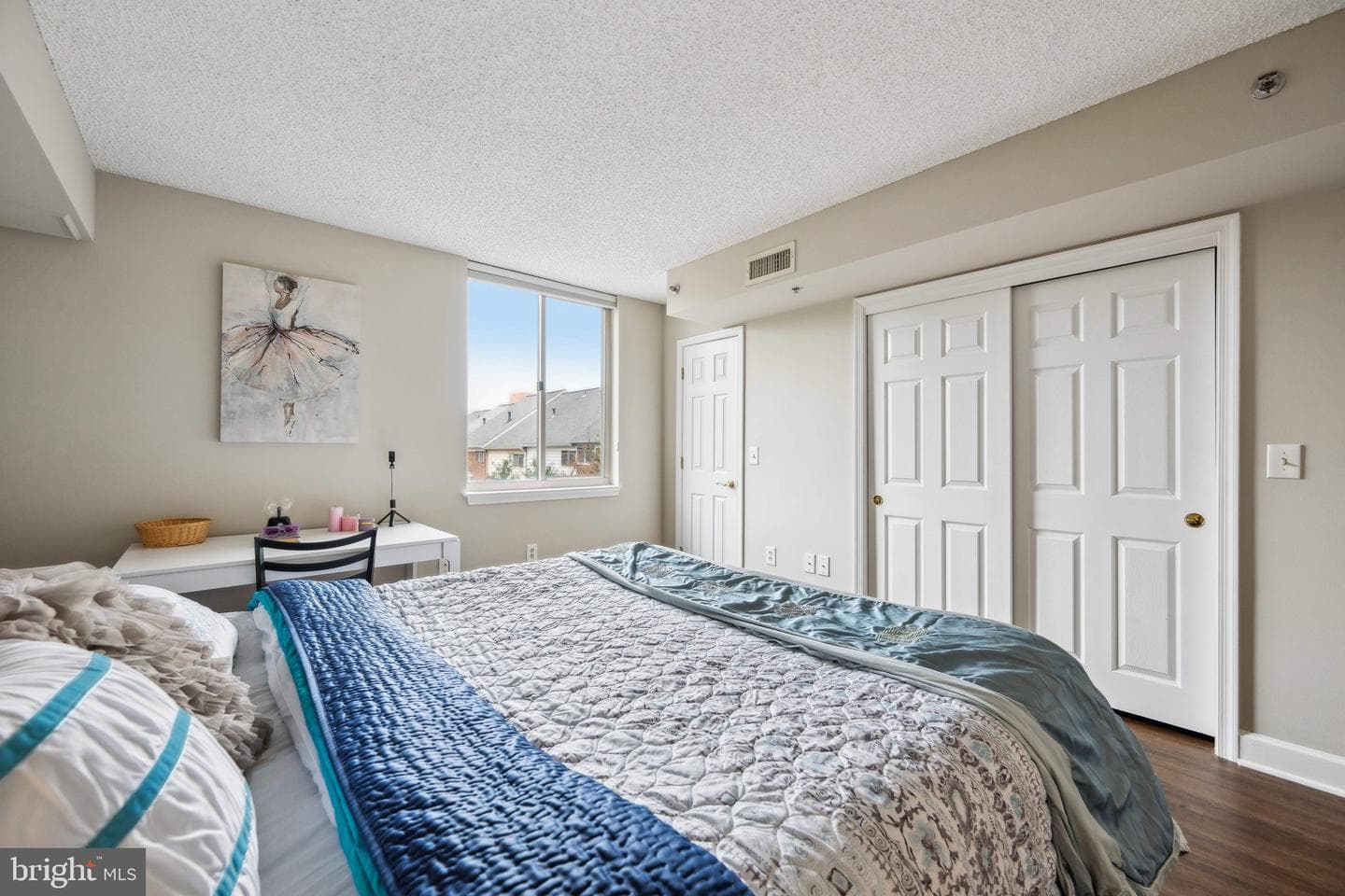 1276 N Wayne Street #320 photo 26