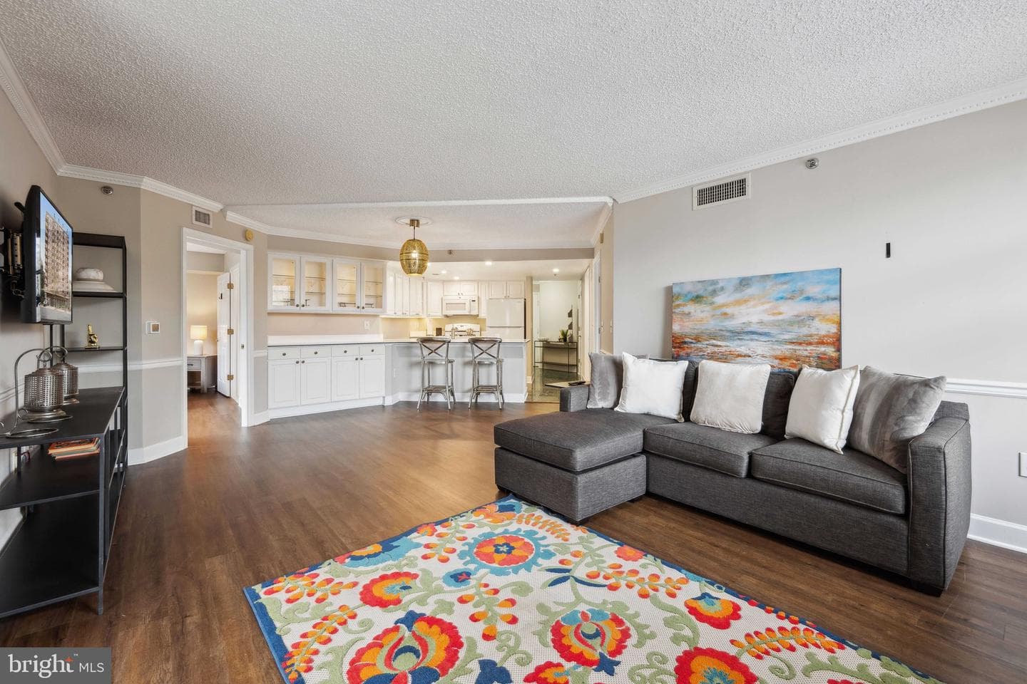1276 N Wayne Street #320 photo 5