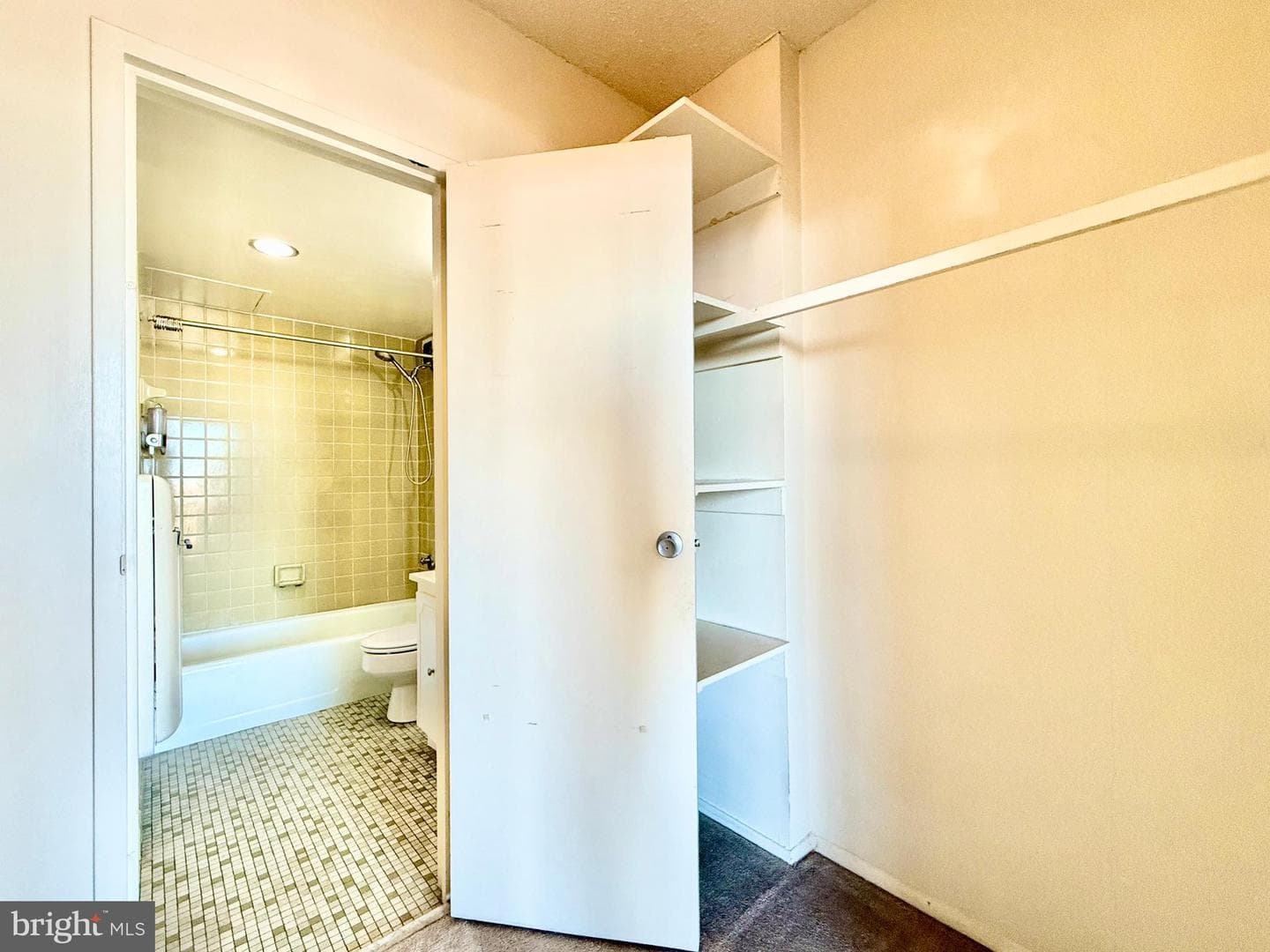 4141 Henderson Road #1220 photo 24